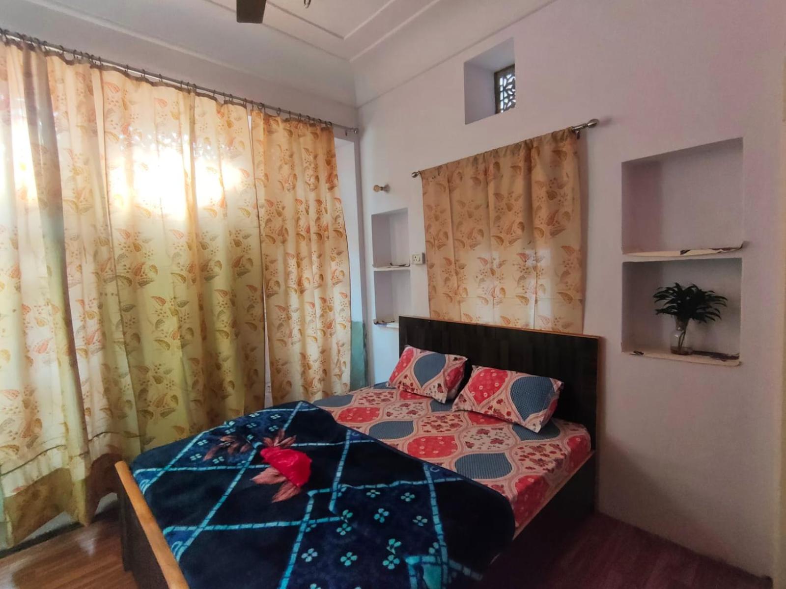 Deluxe Room - Photo 3