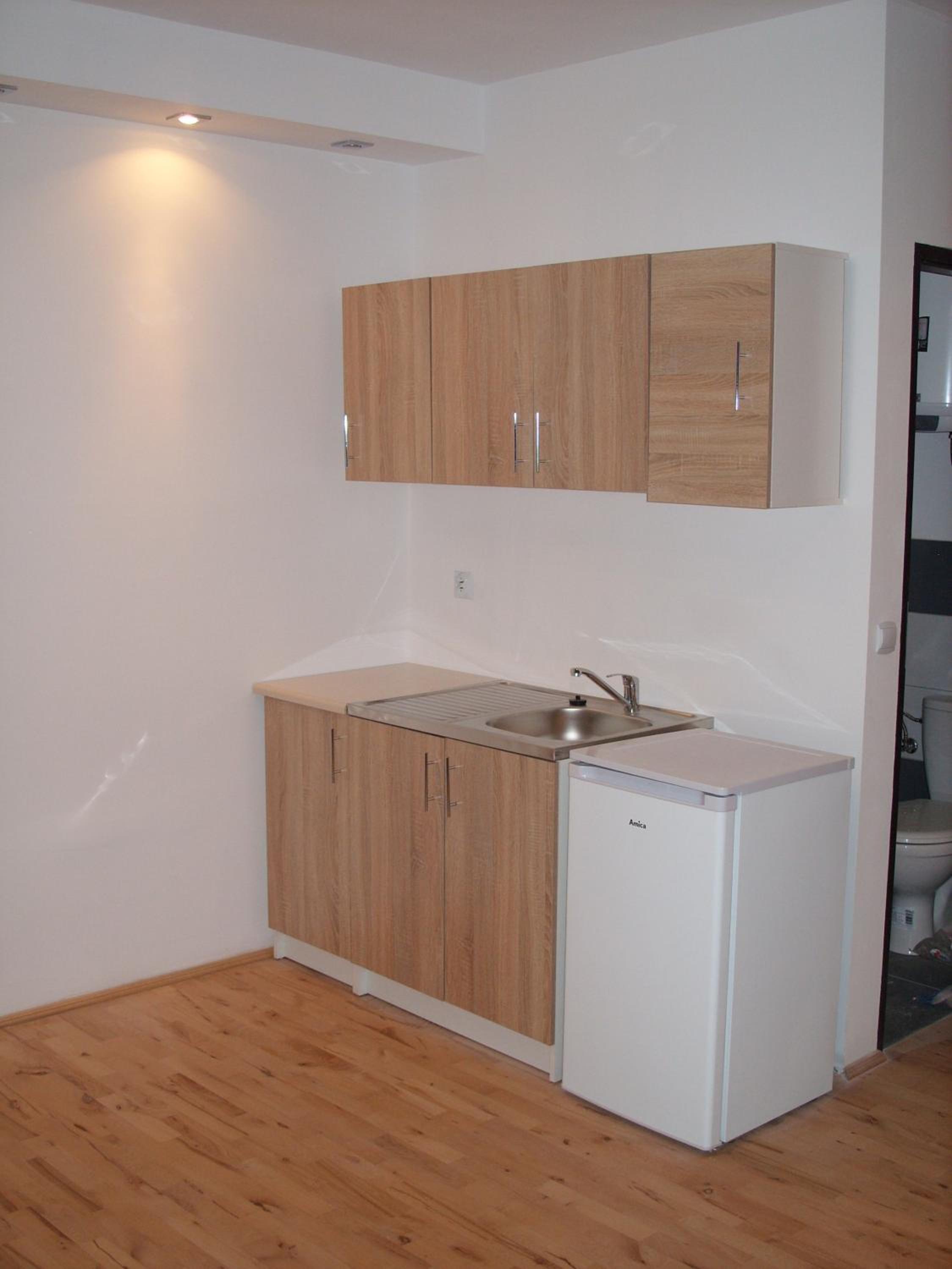 Dormitory Room (6 Adults) photo 1