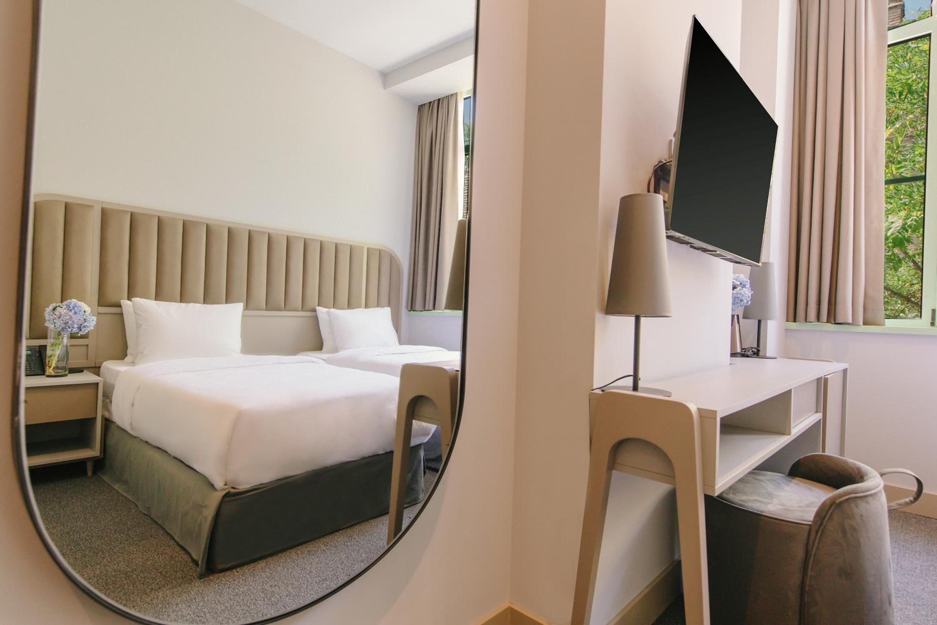 Standard Double or Twin Room - Photo 4