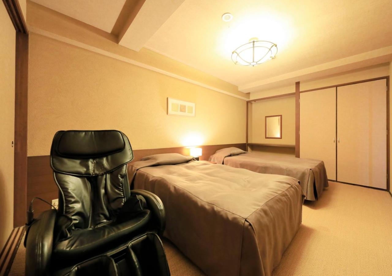 Superior Quadruple Room - Non-Smoking - Photo 12