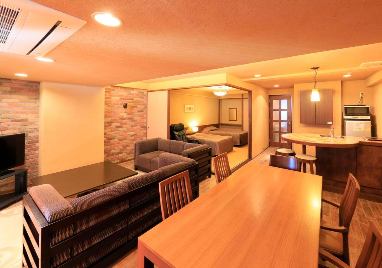 Superior Quadruple Room - Non-Smoking - Photo 6