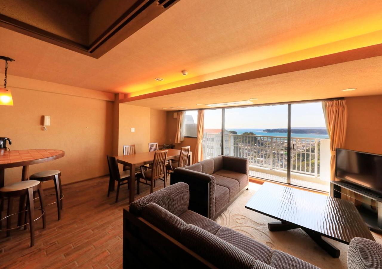 Superior Quadruple Room - Non-Smoking - Photo 4