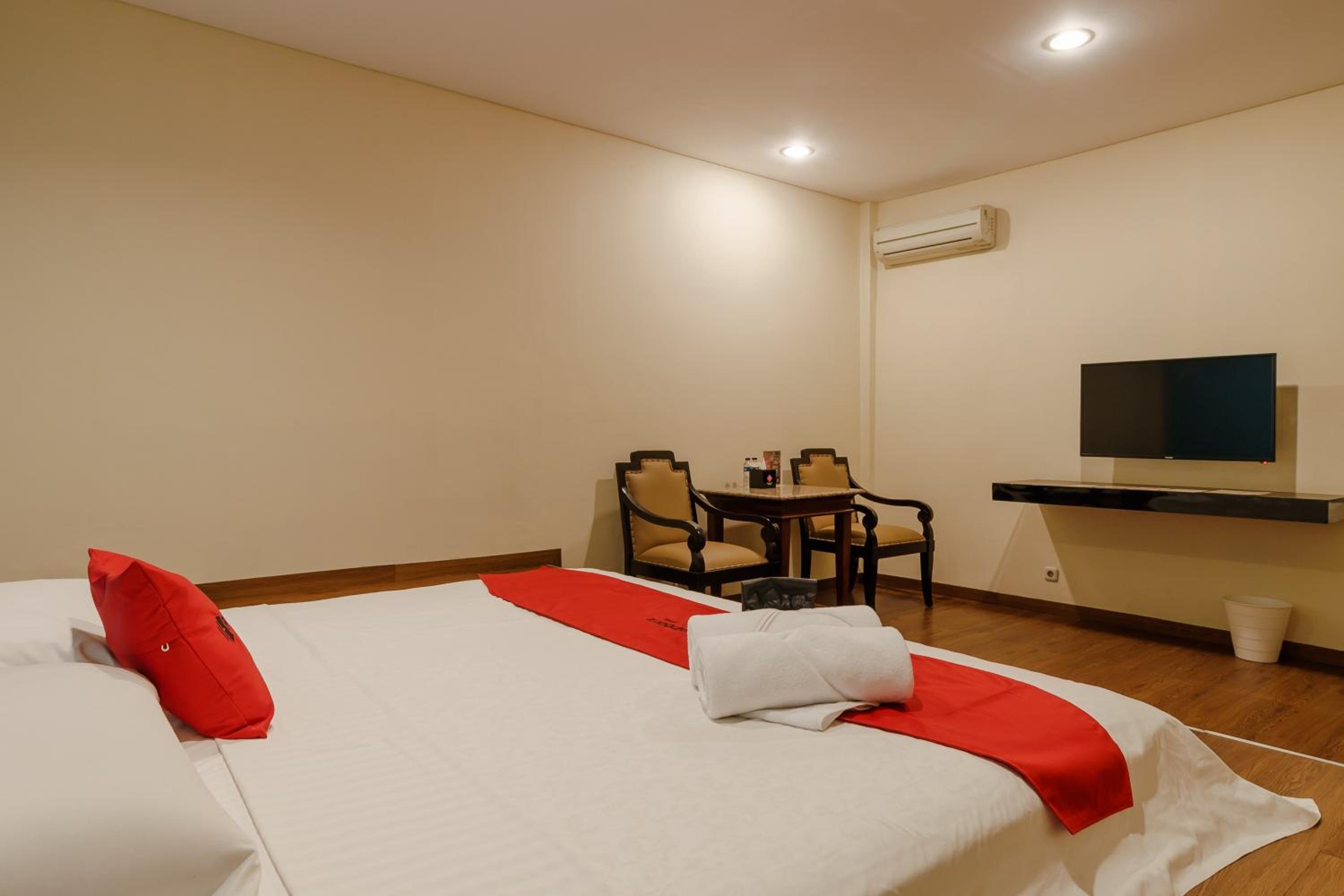 Standard Double Room - Photo 1