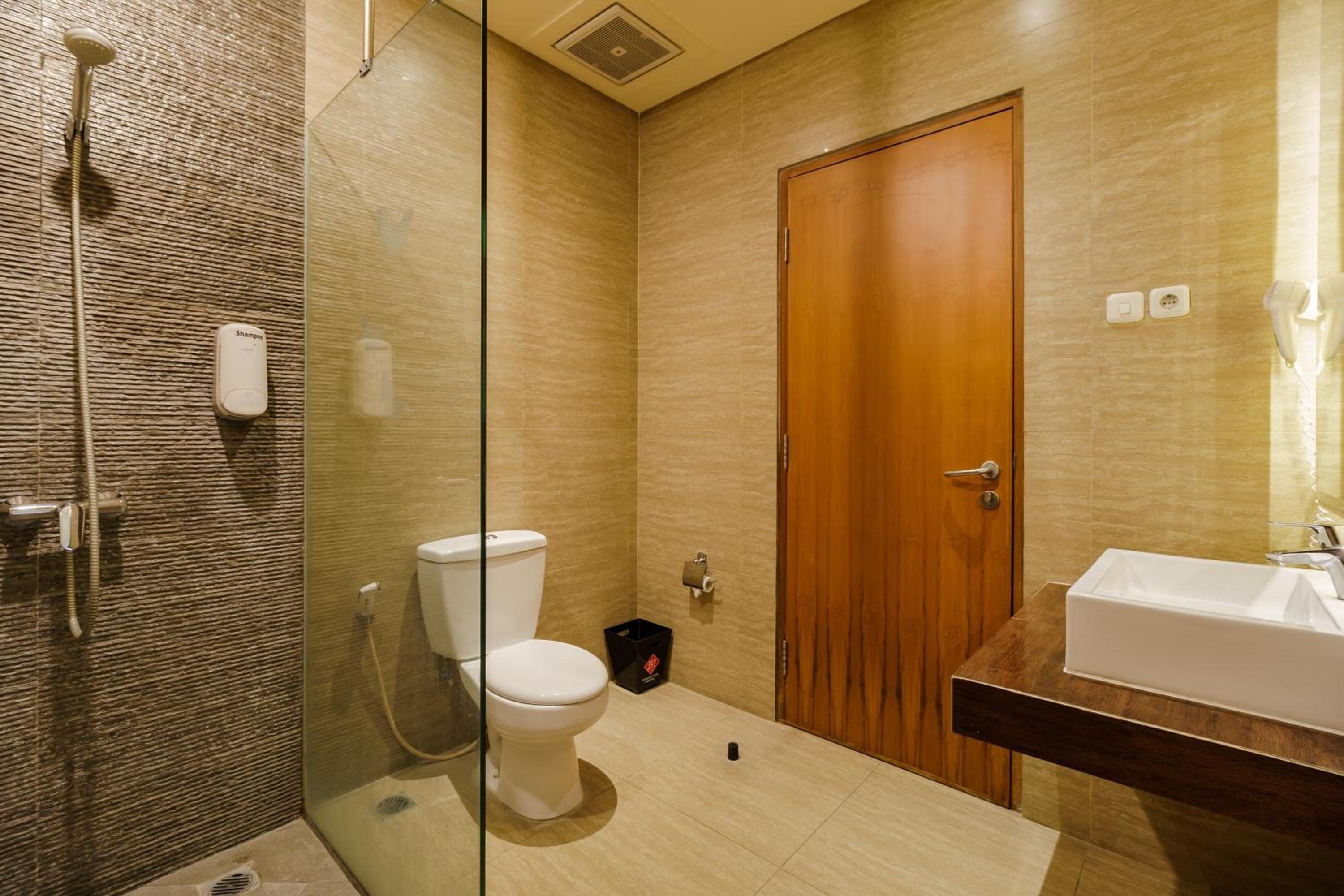 Standard Double Room - Photo 2