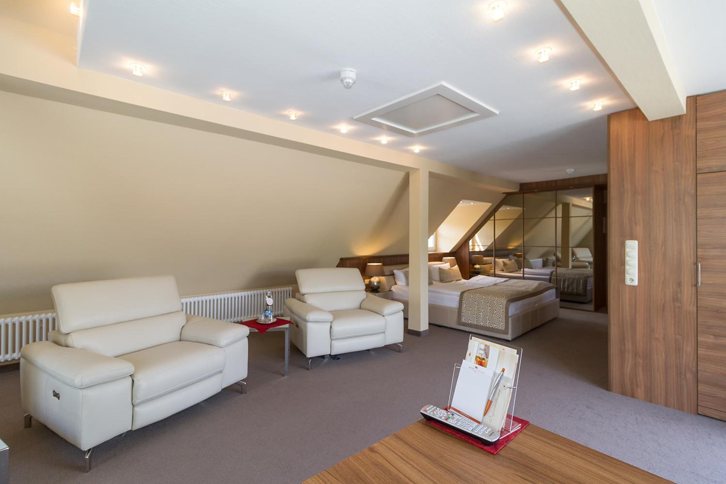 Penthouse Room with Balcony photo 1