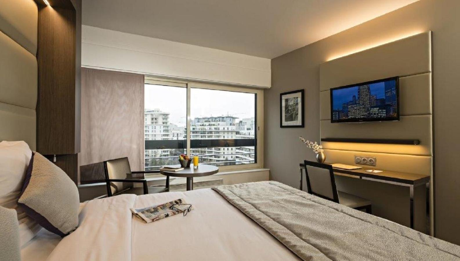 Executive Studio (2 Adults) - Photo 1