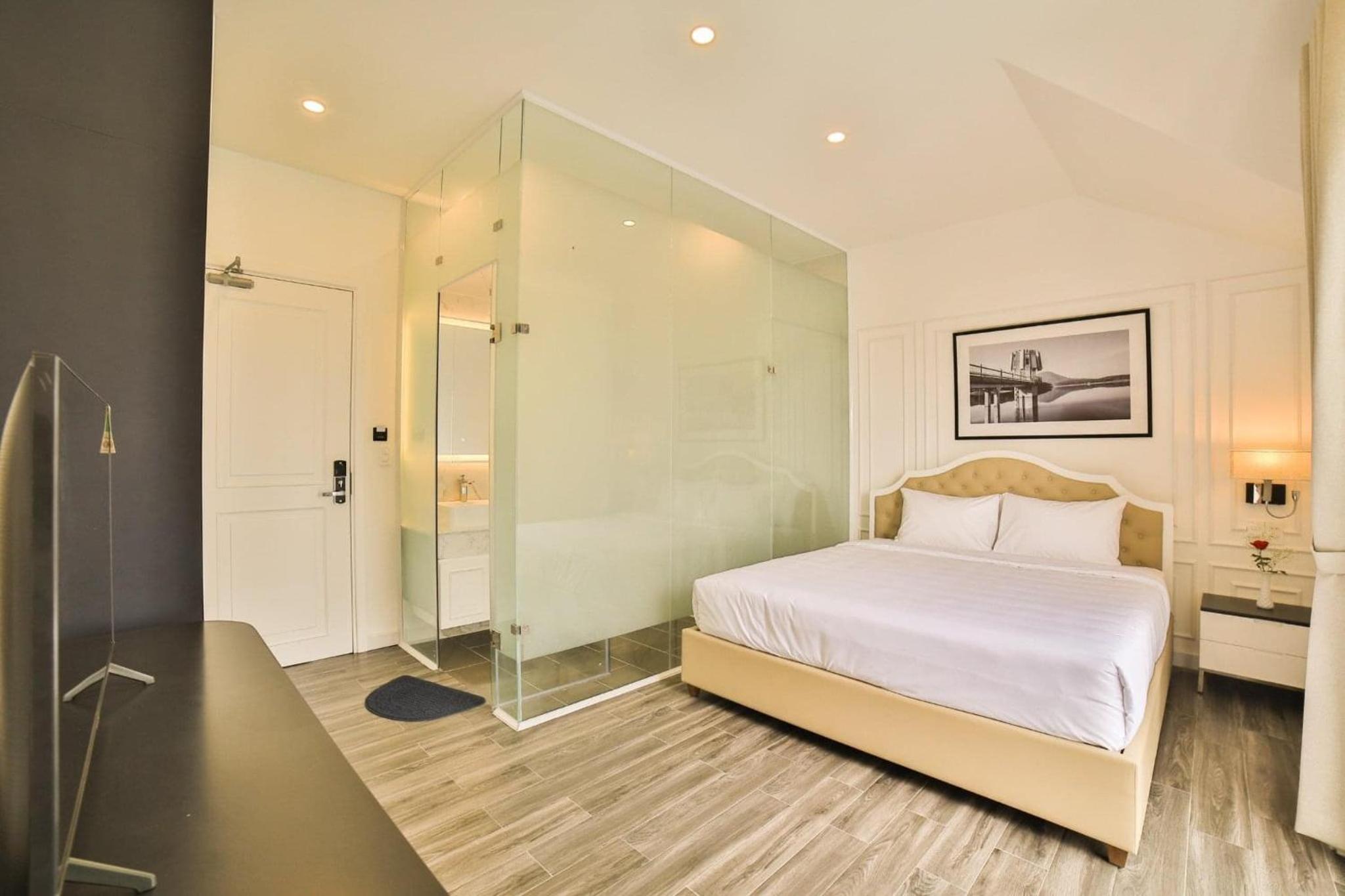 Large Single Room photo 2