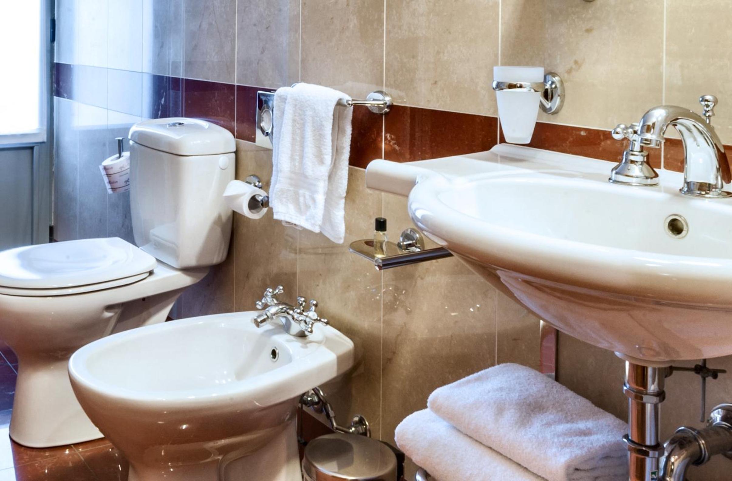 Available room