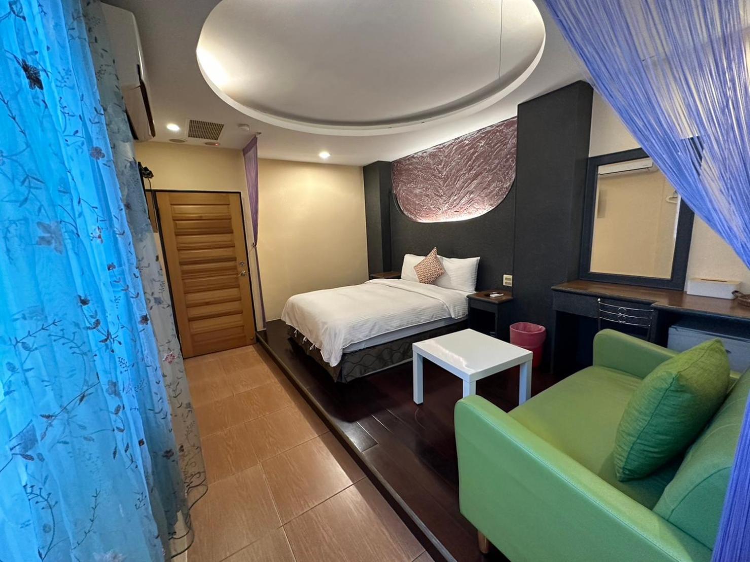 Deluxe Double Room photo 2