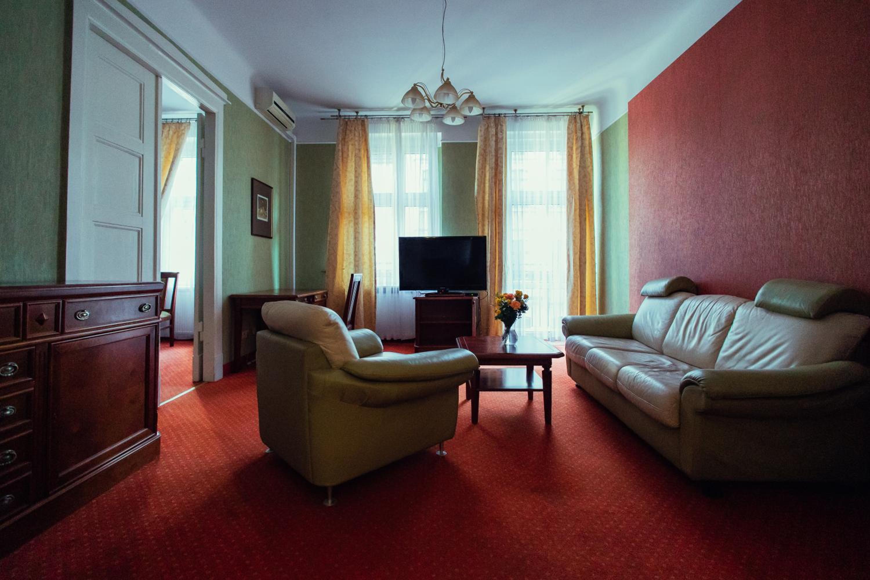 Deluxe Apartment photo 2
