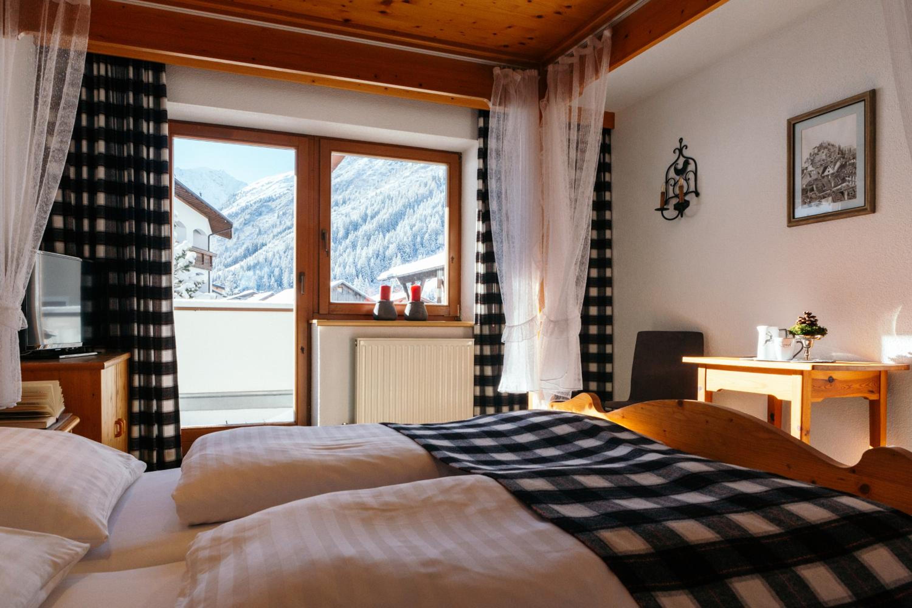 Deluxe Double Room photo 1