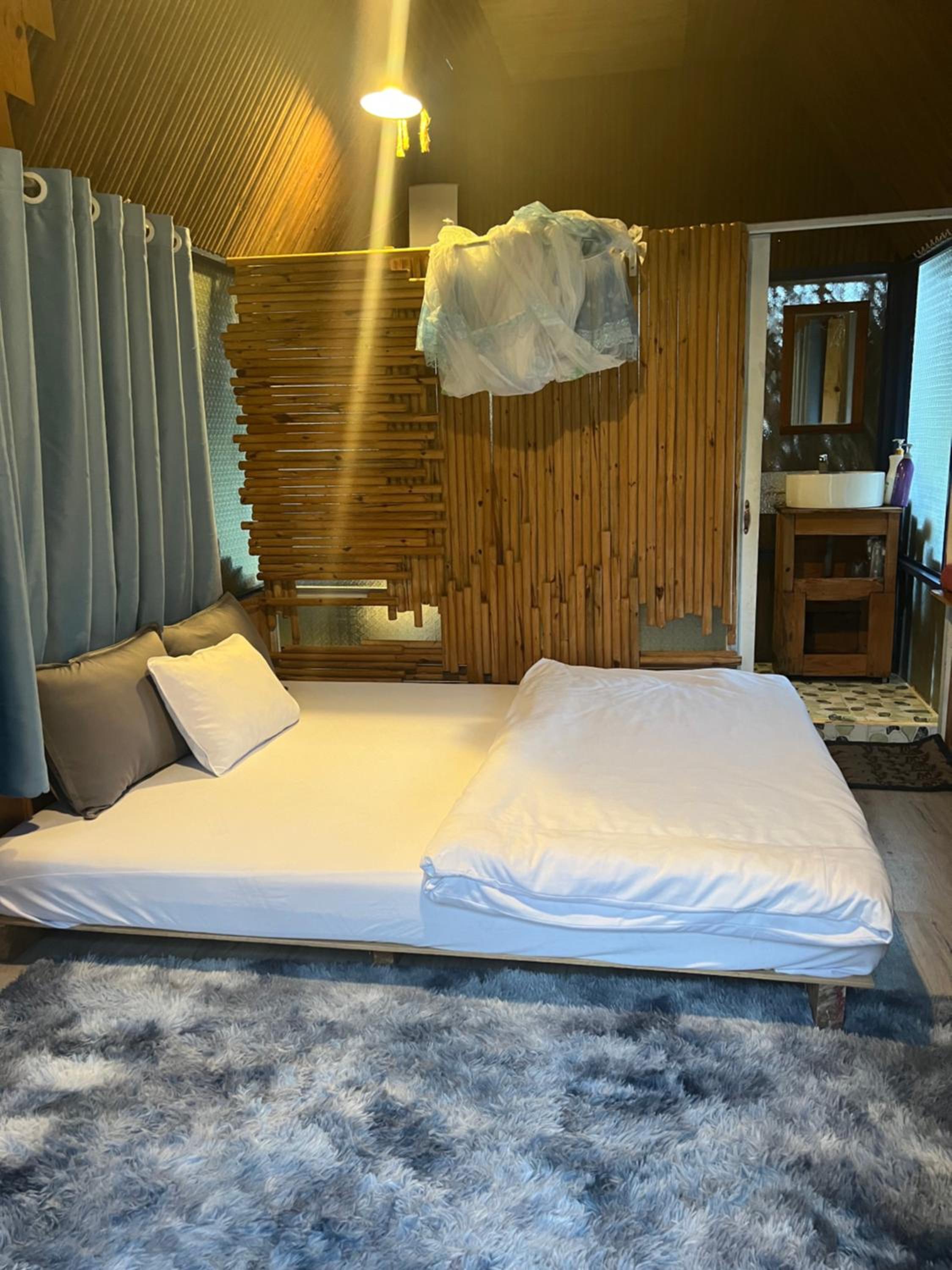 Standard King Room - Photo 1