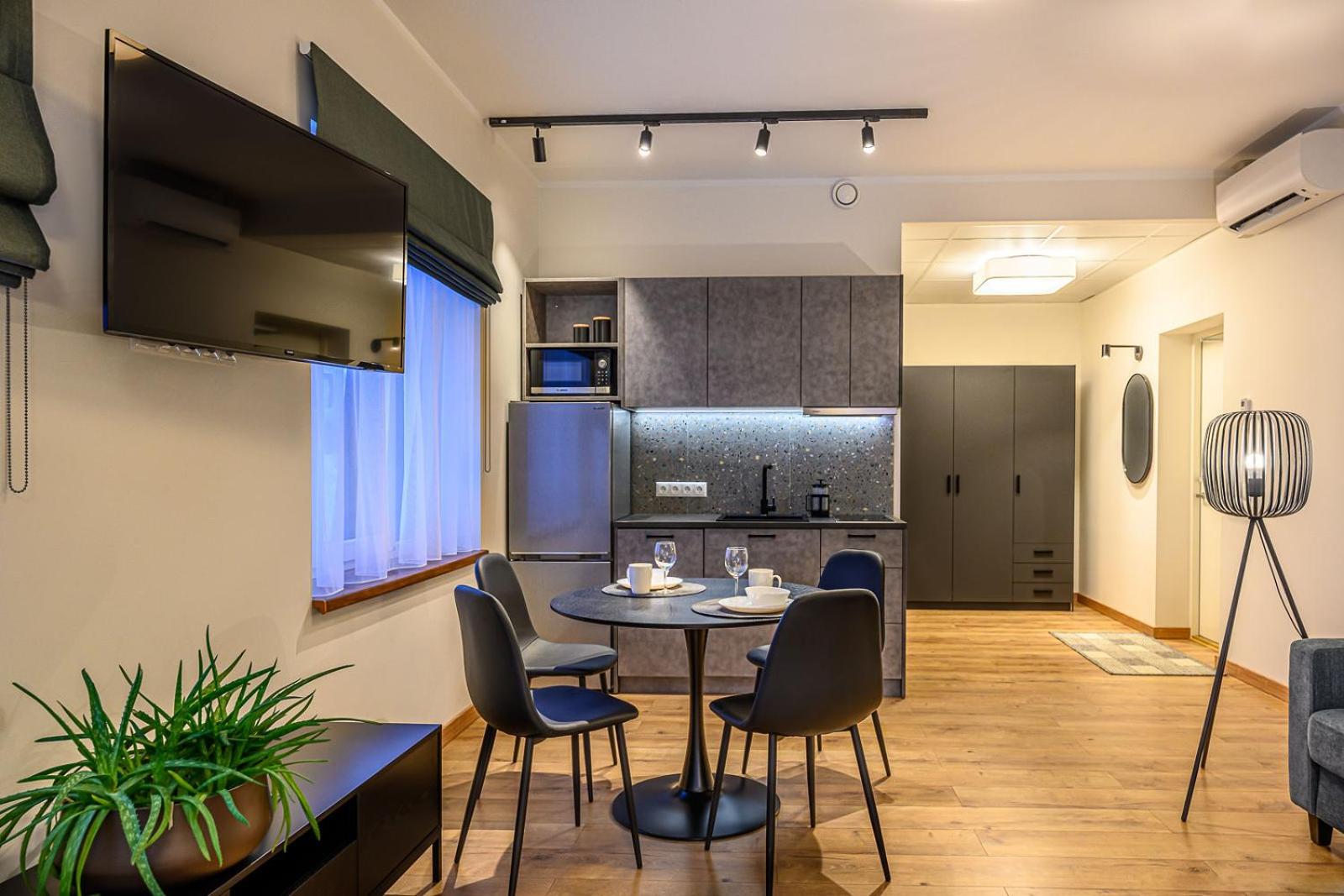 Deluxe Apartment photo 2