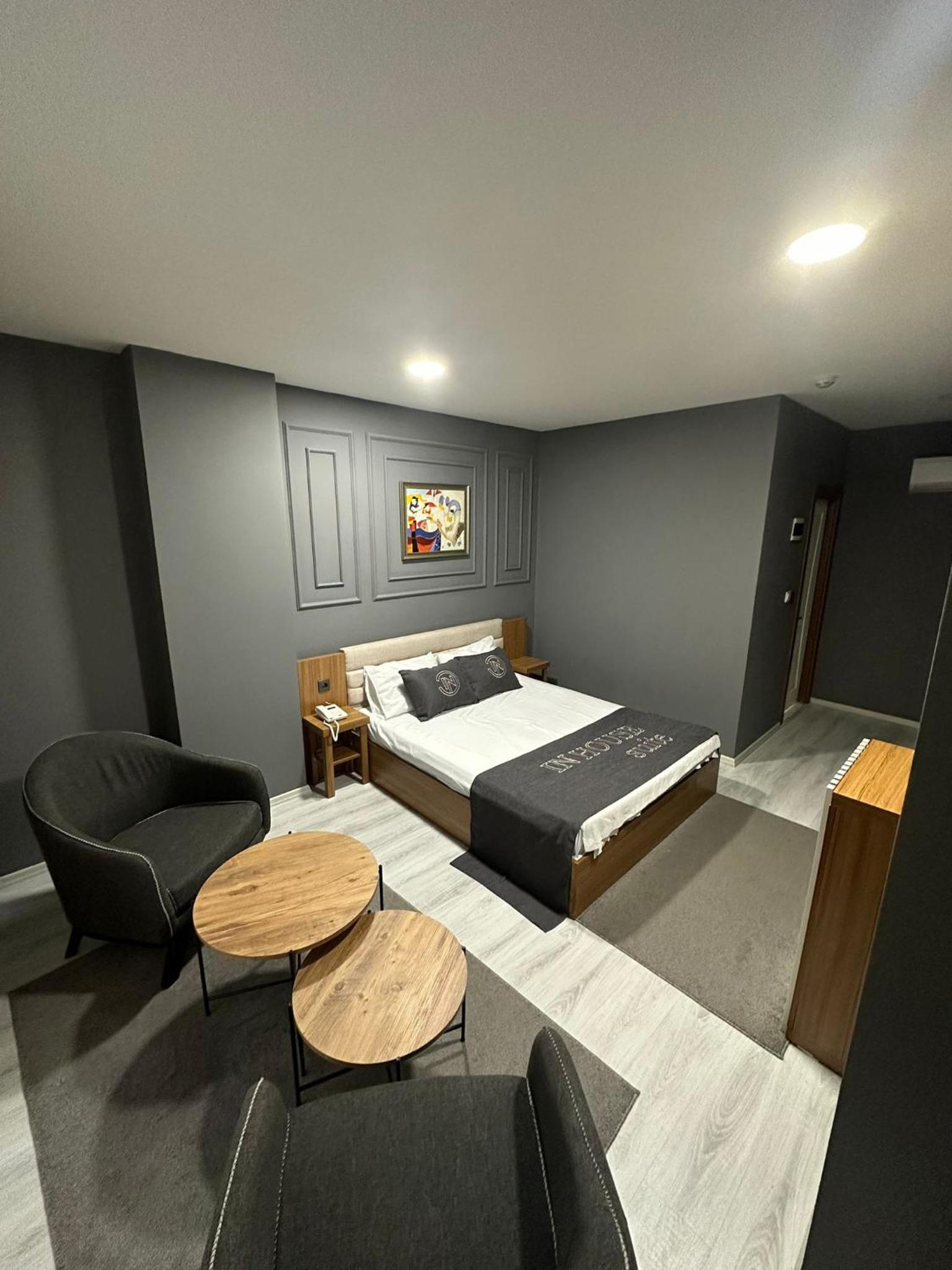 Standard Double Room photo 1