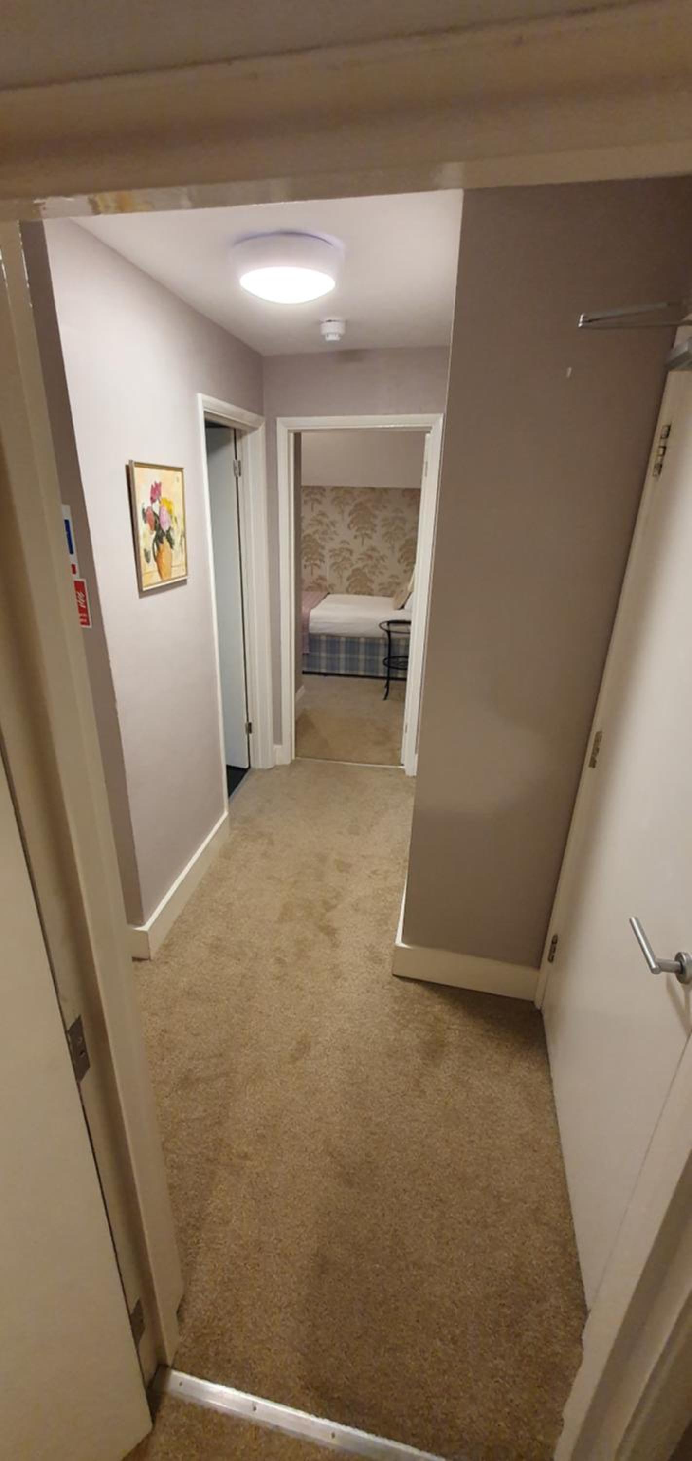 Deluxe Family Suite - Photo 3
