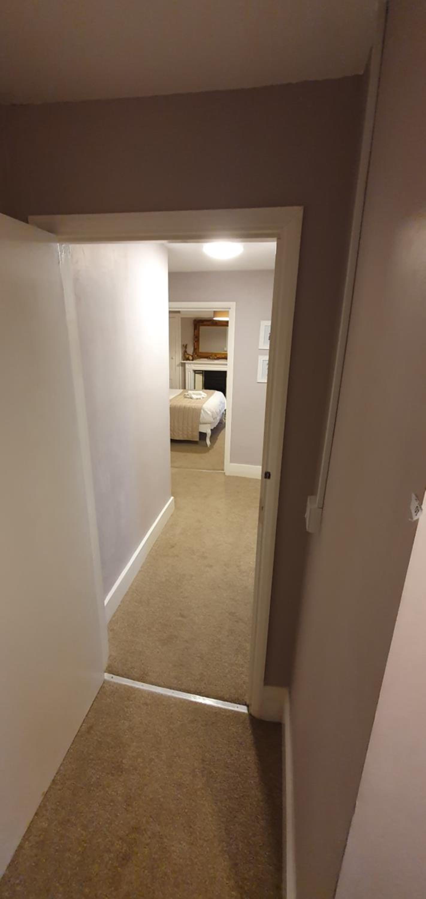 Deluxe Family Suite - Photo 2