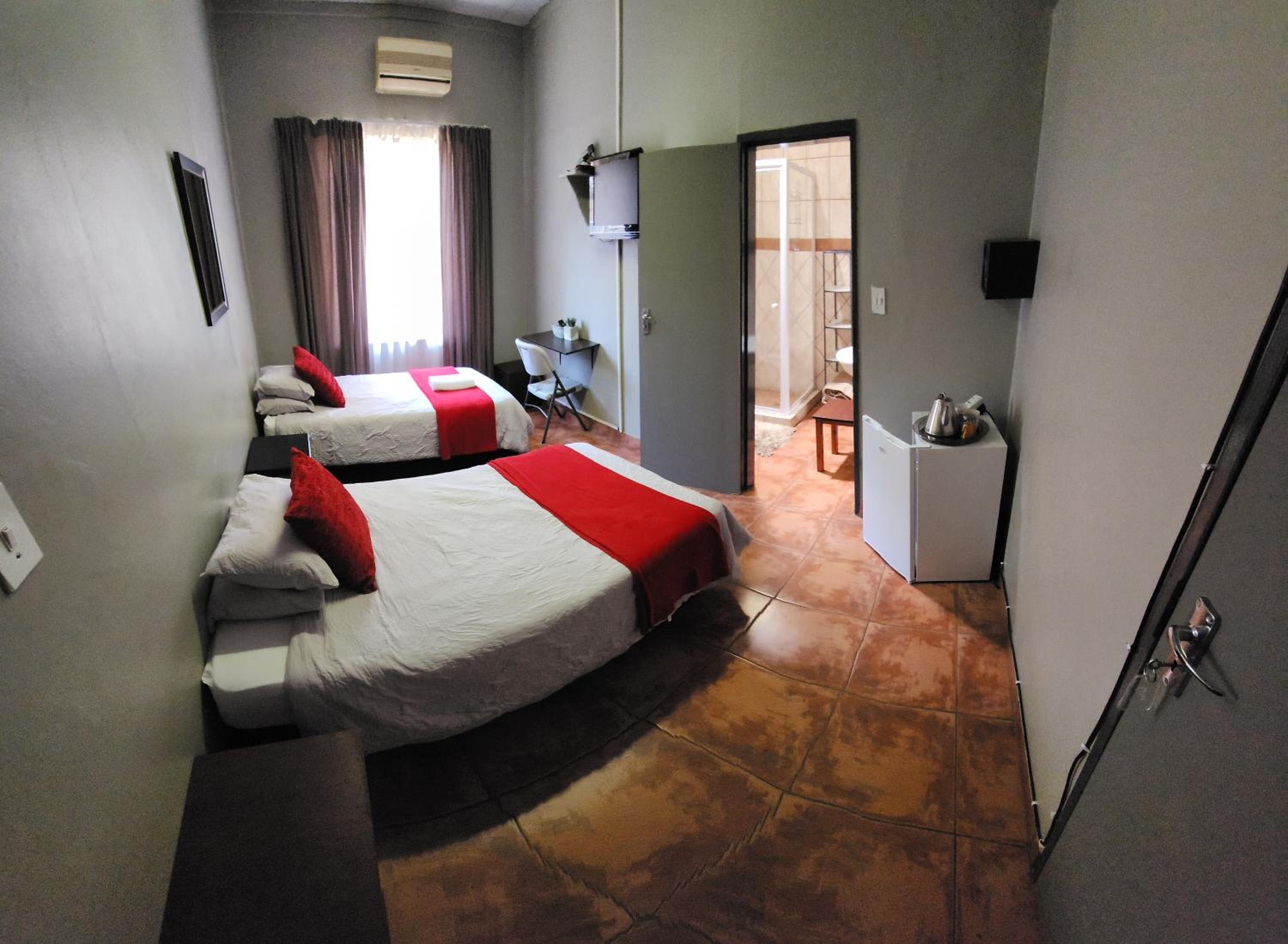 Twin Room photo 3