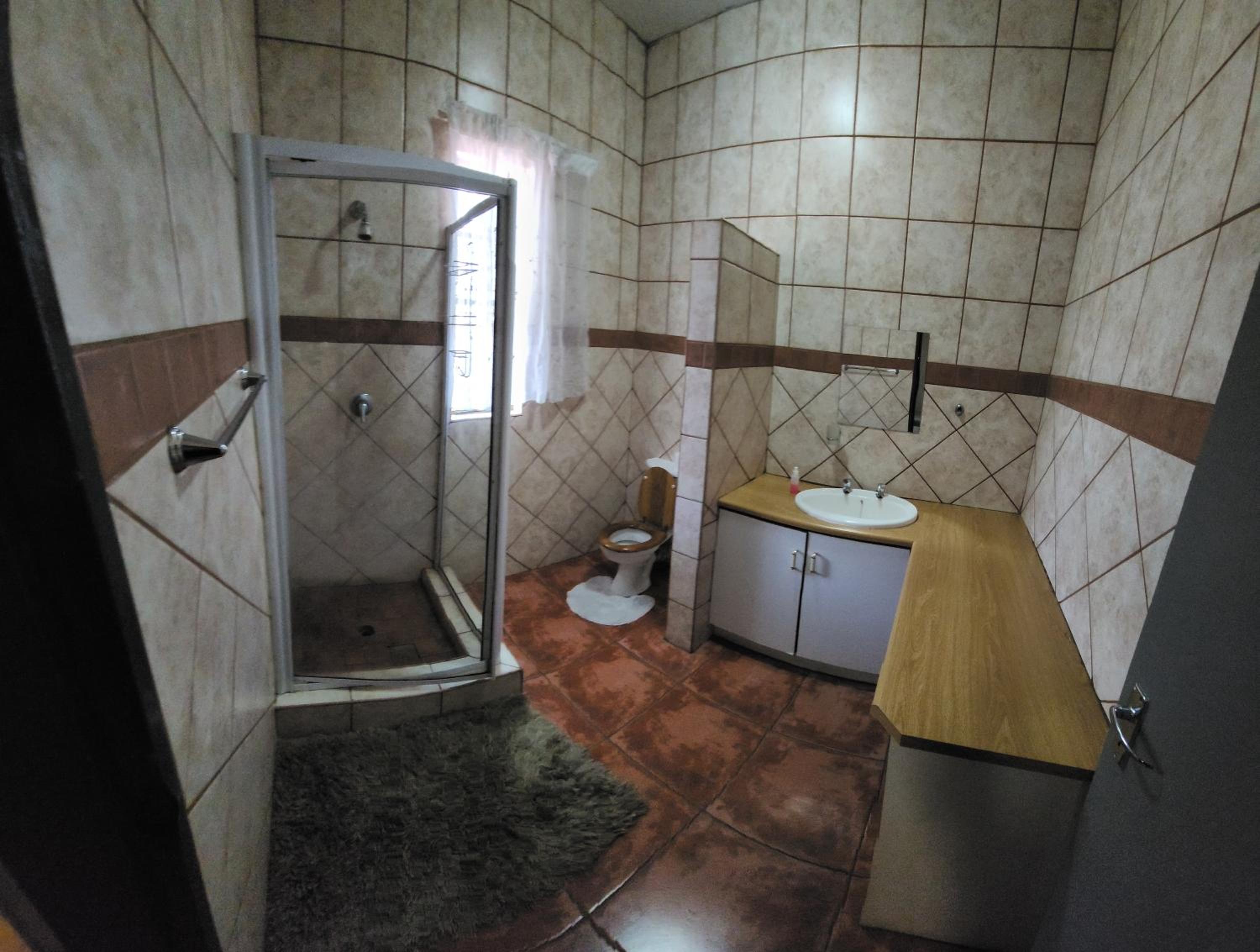 Twin Room with Shower photo 3