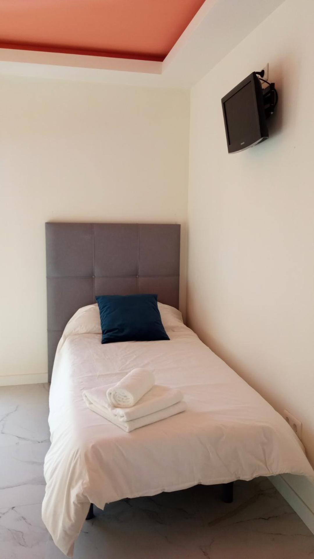 Triple Room with Balcony photo 2