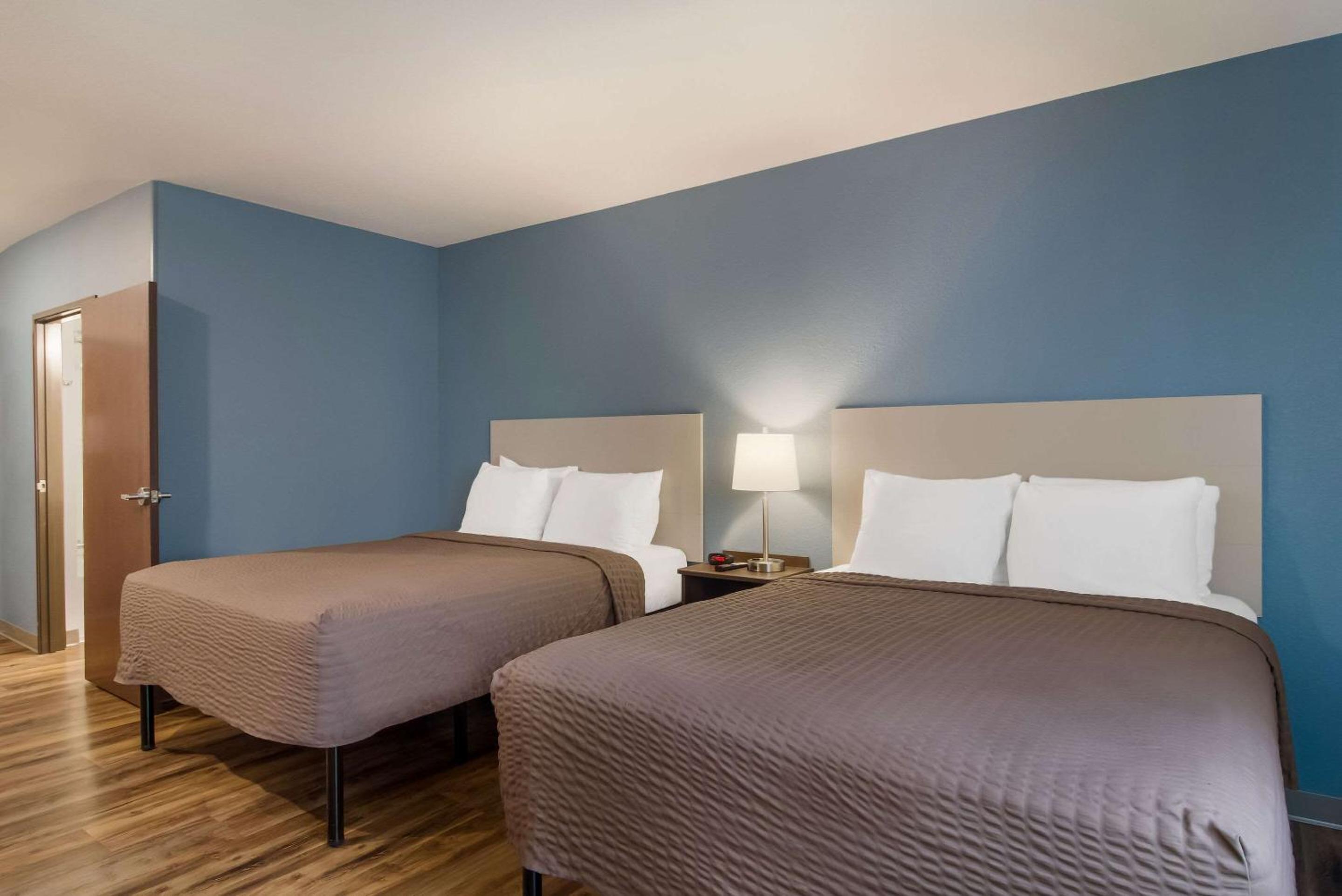 Standard Queen Room with Two Queen Beds - Non Smoking  - Photo 1