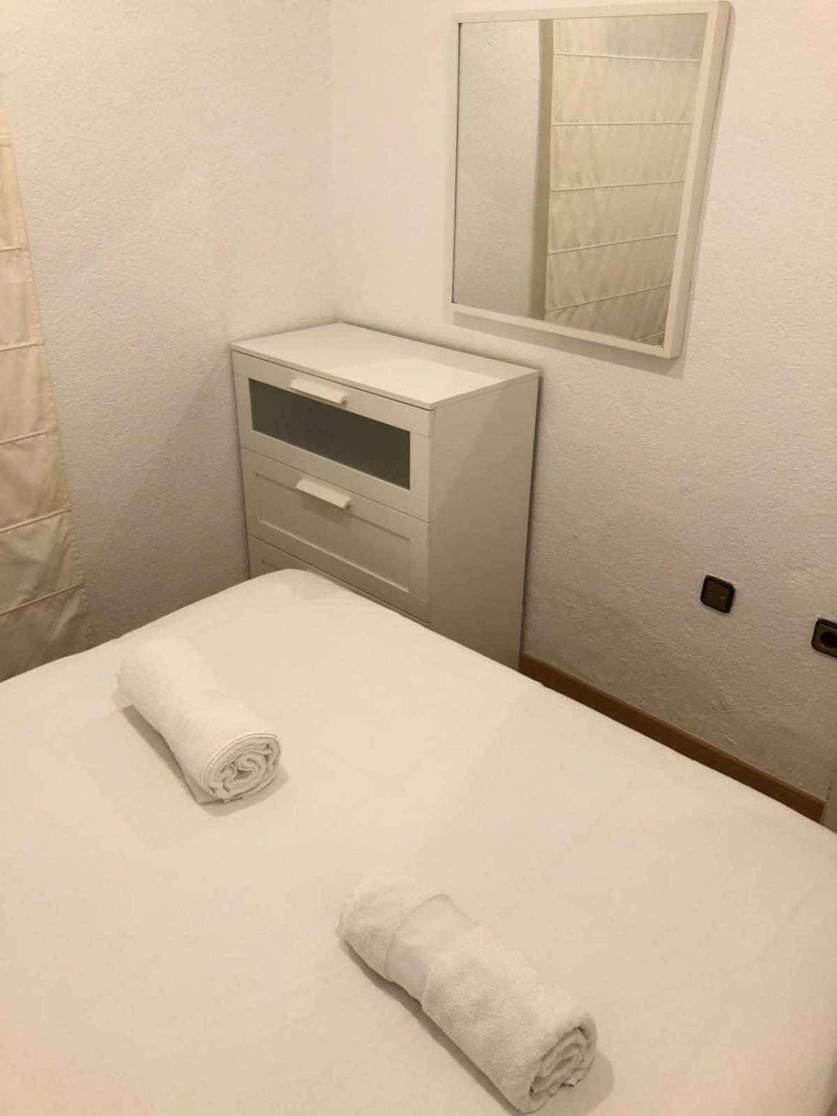 One-Bedroom Apartment photo 3