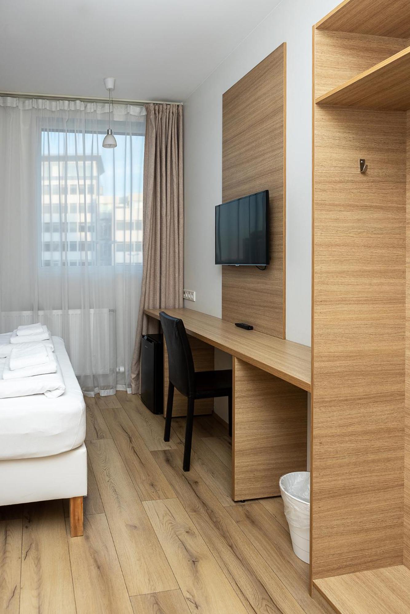 Standard Double or Twin Room photo 3