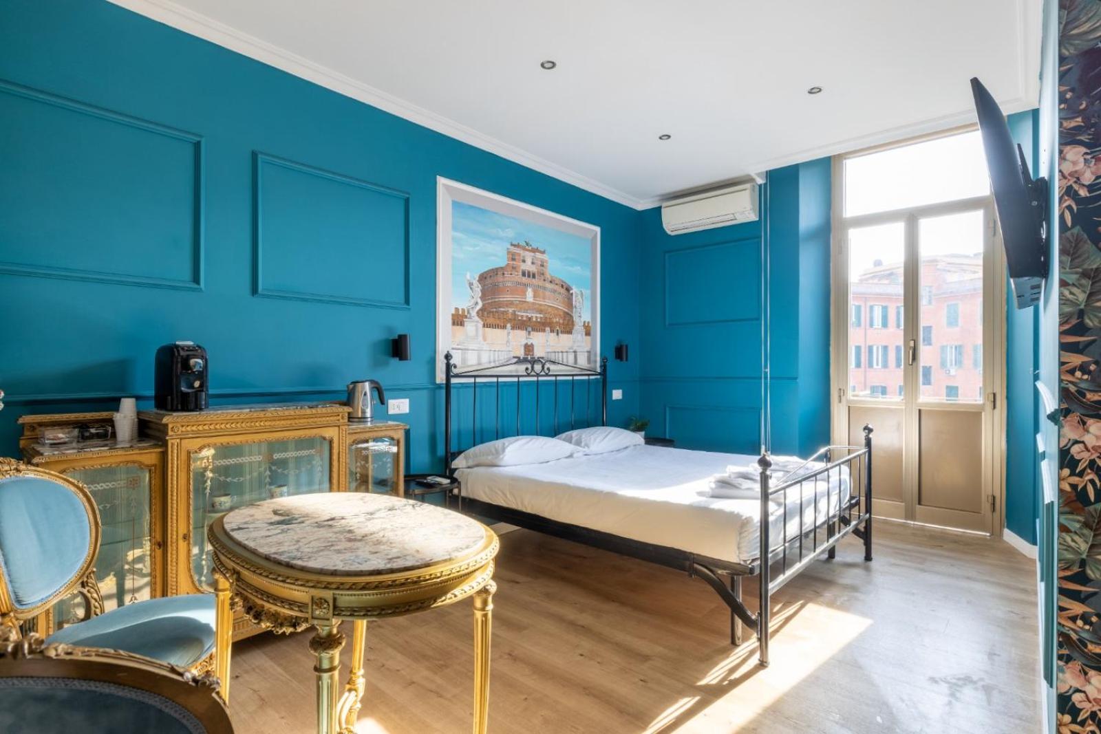 Superior King Room