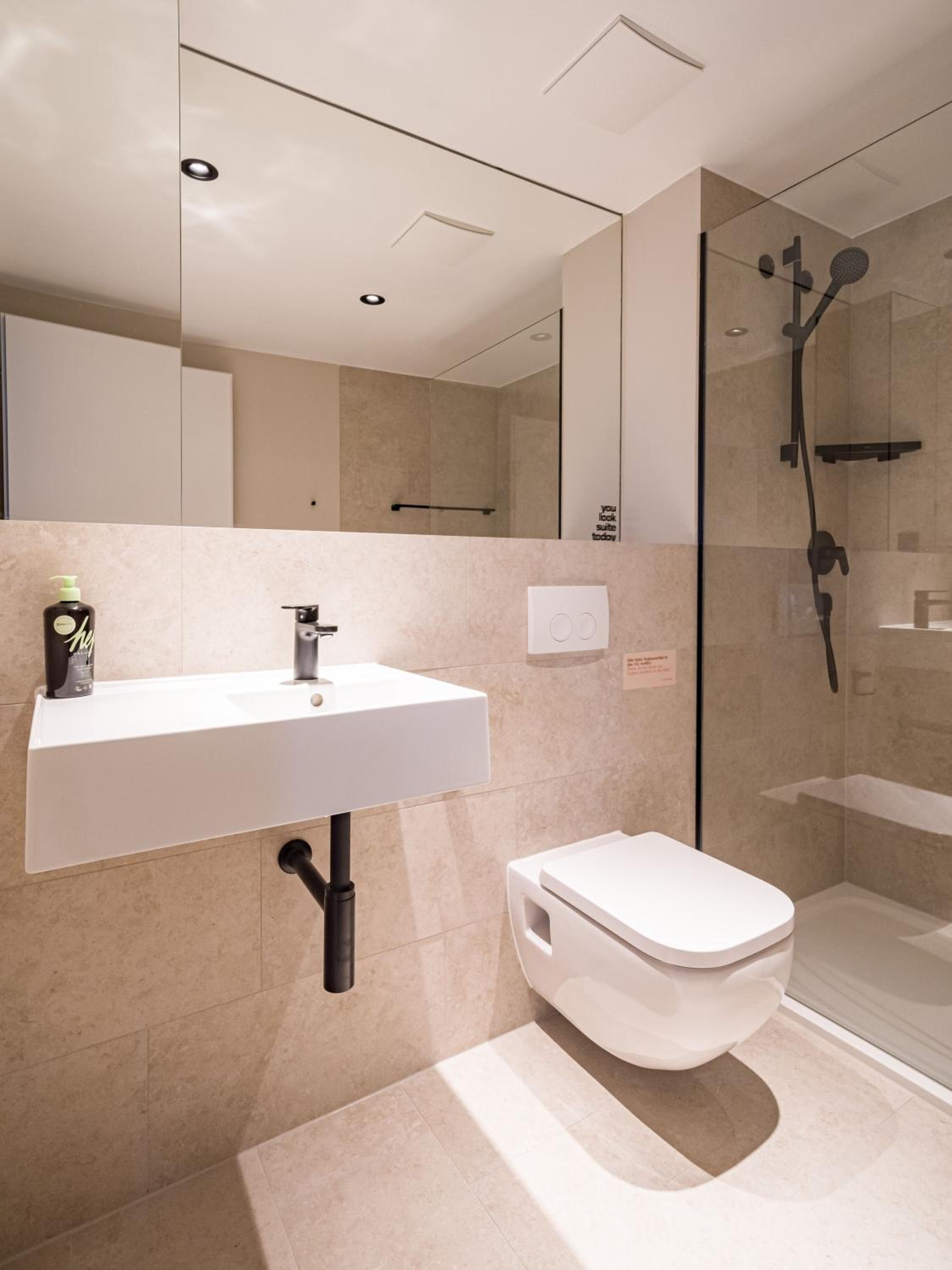 Suite with river view - Photo 4