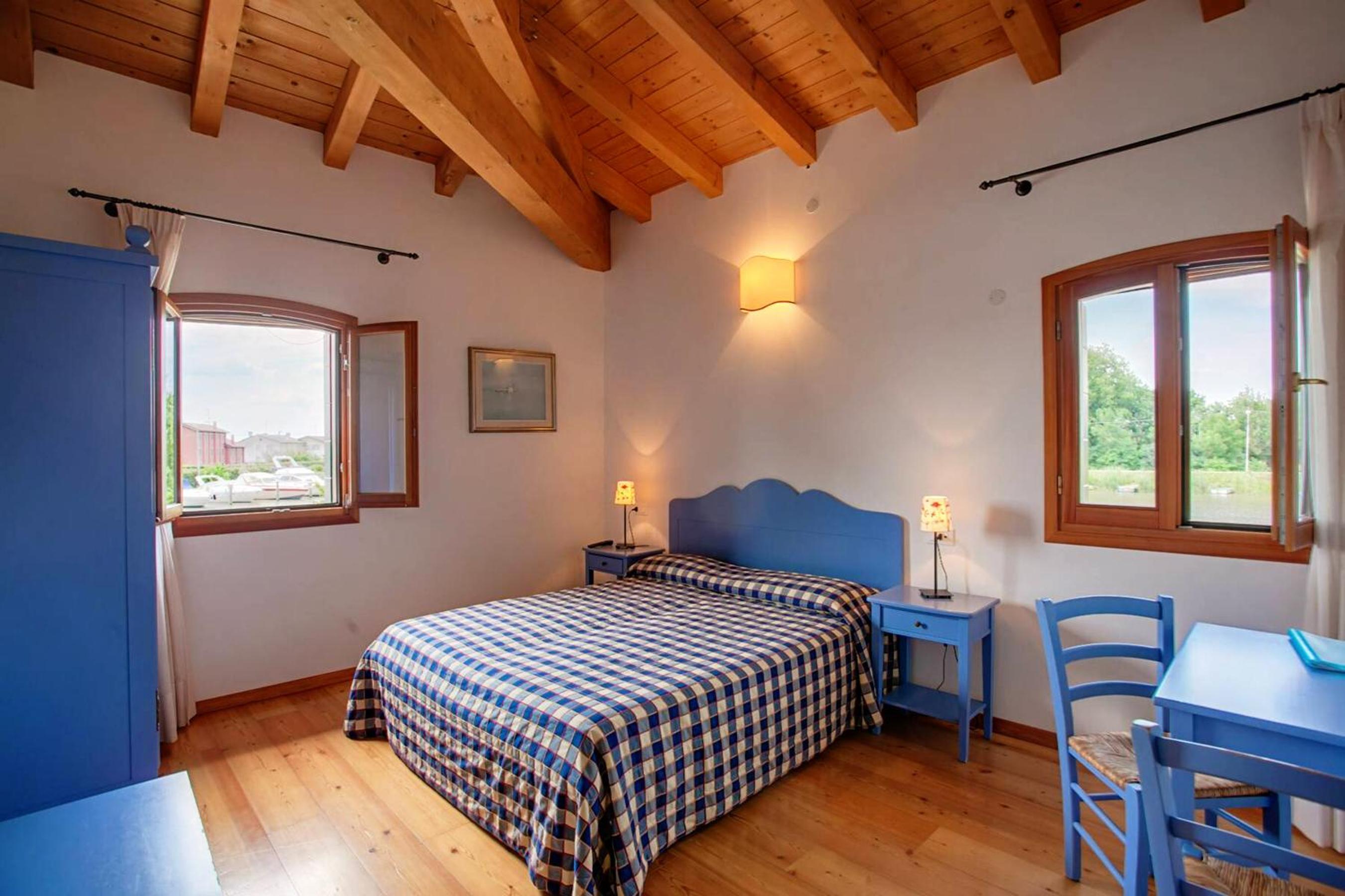 Double Room - Photo 3