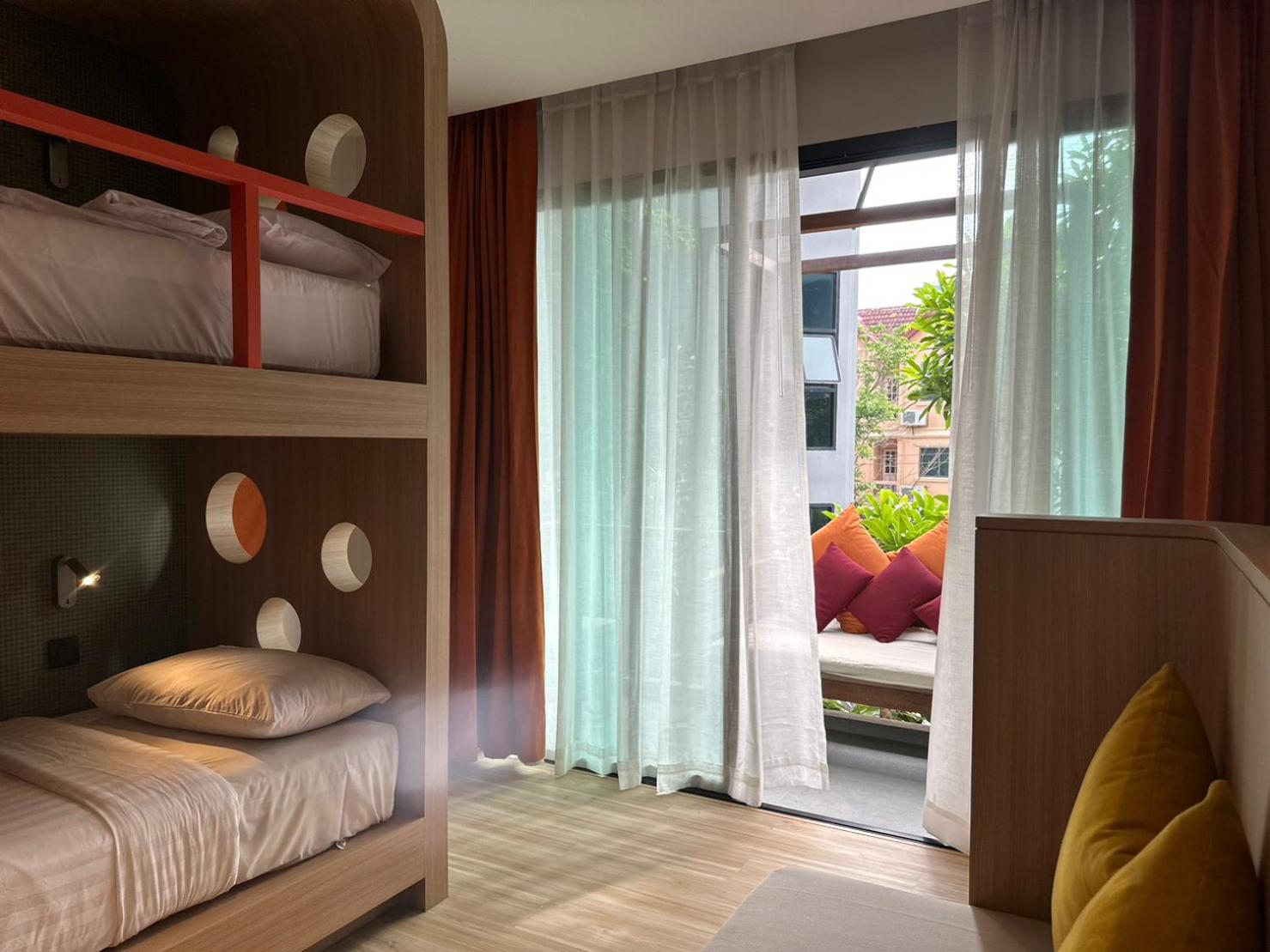 Family Suite - Photo 7