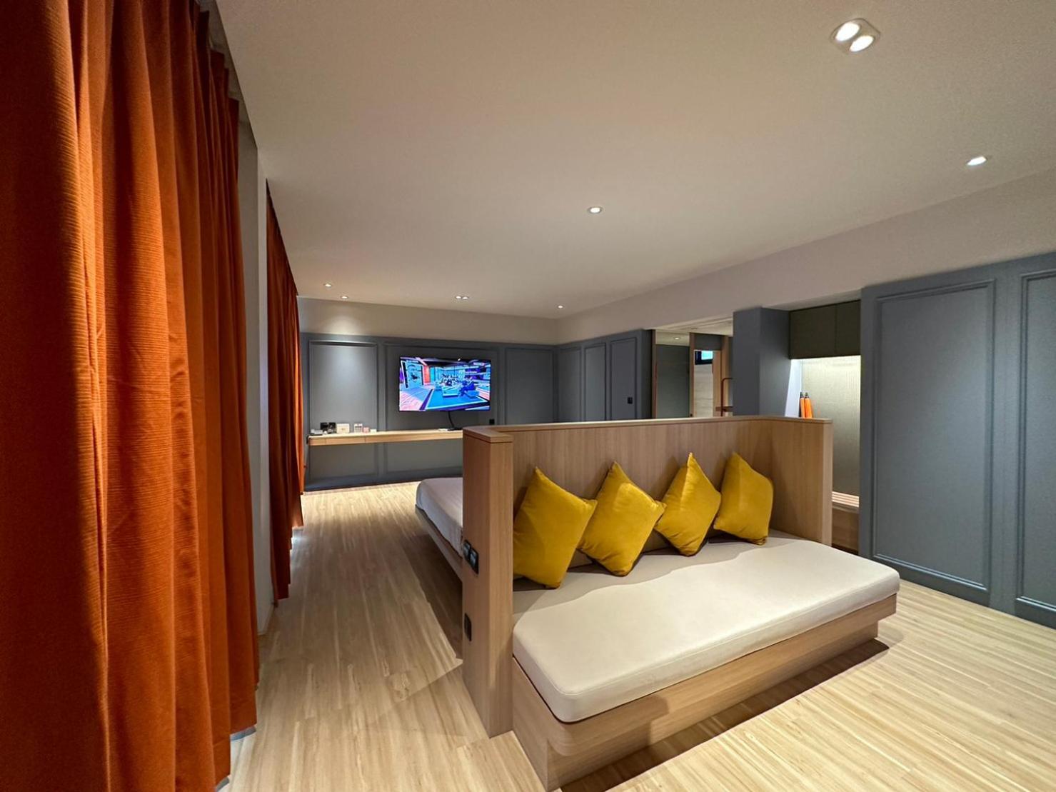 Family Suite - Photo 6