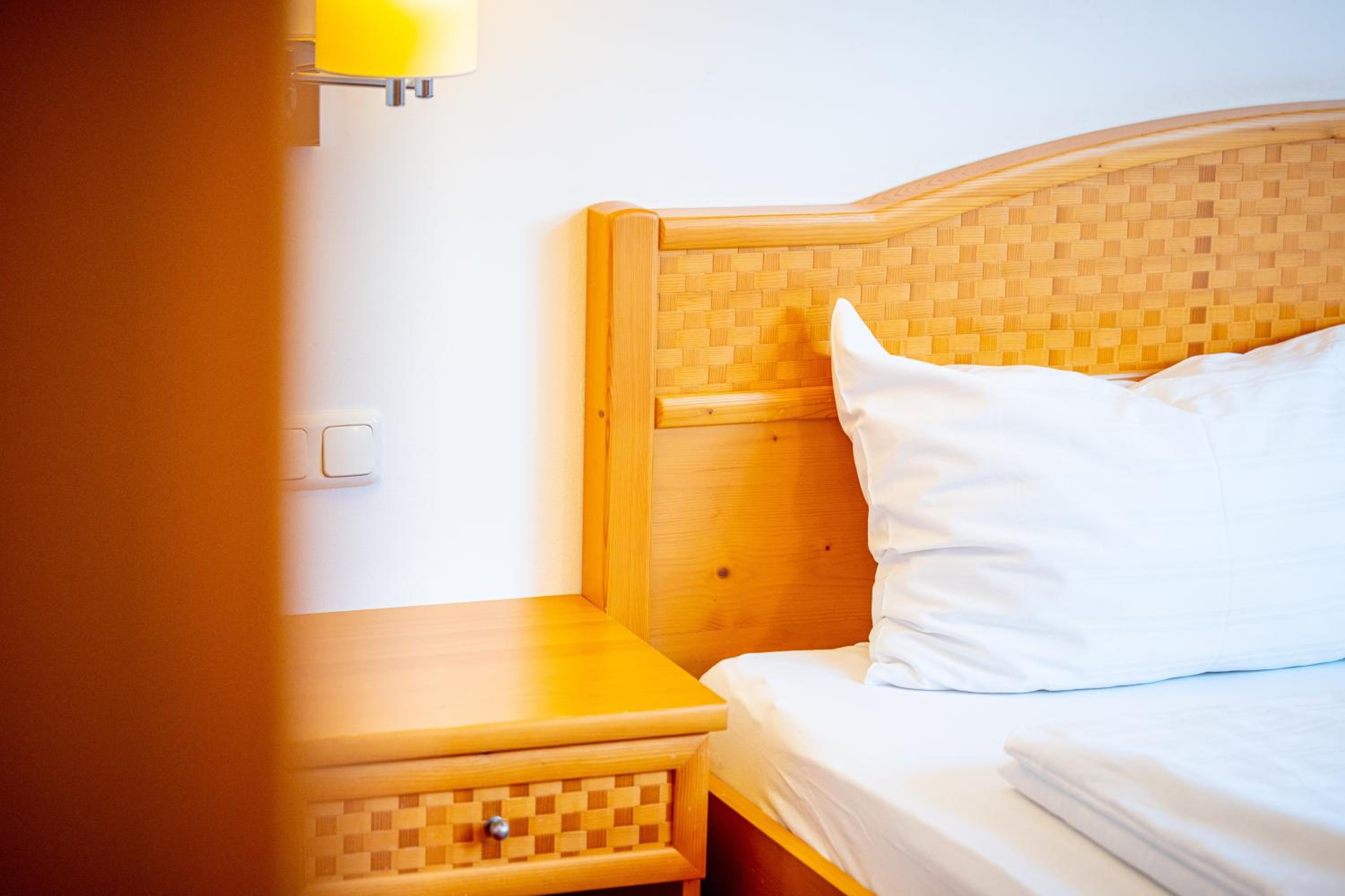 Double Room - Photo 2