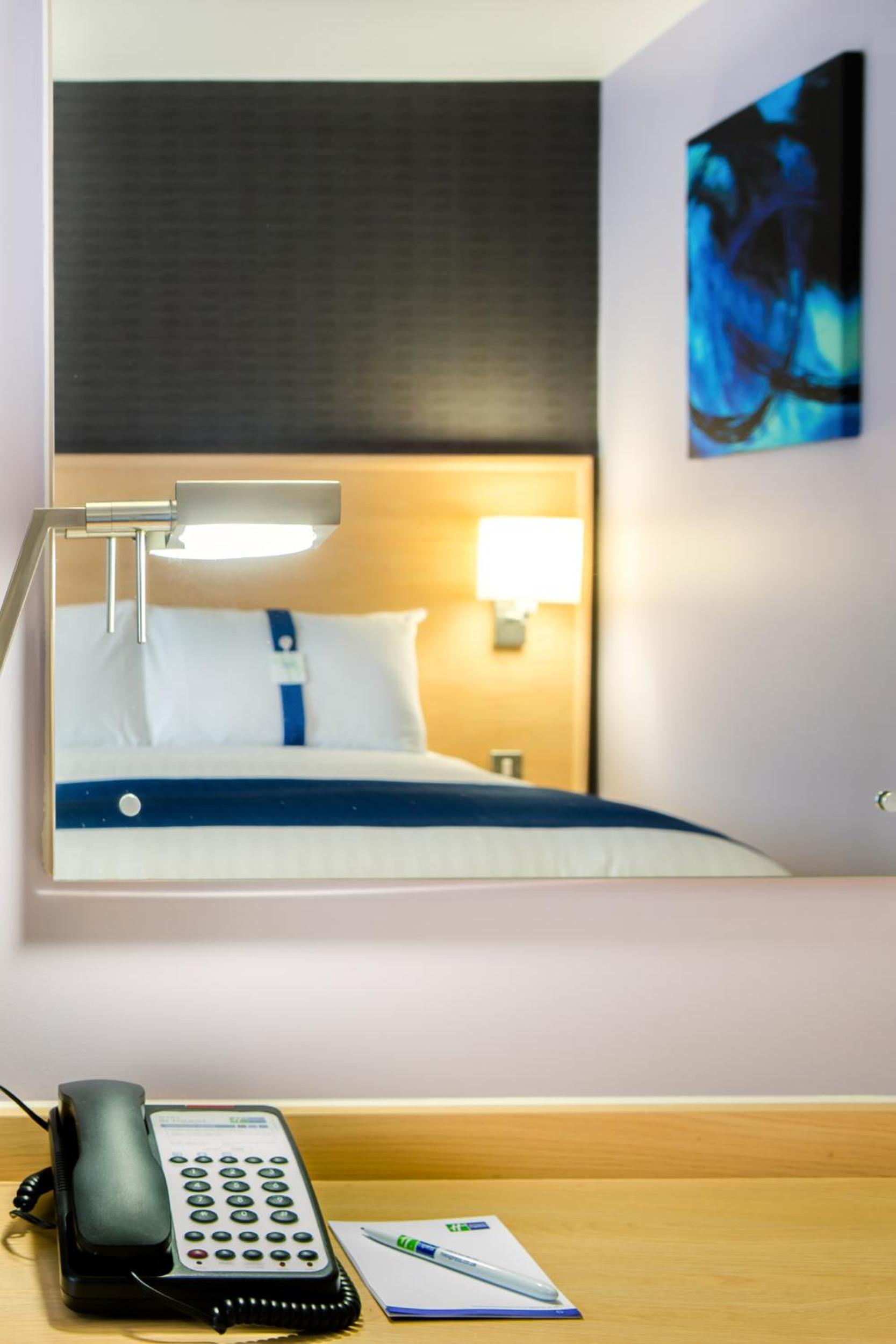 Standard Room with Free Hot Breakfast photo 1