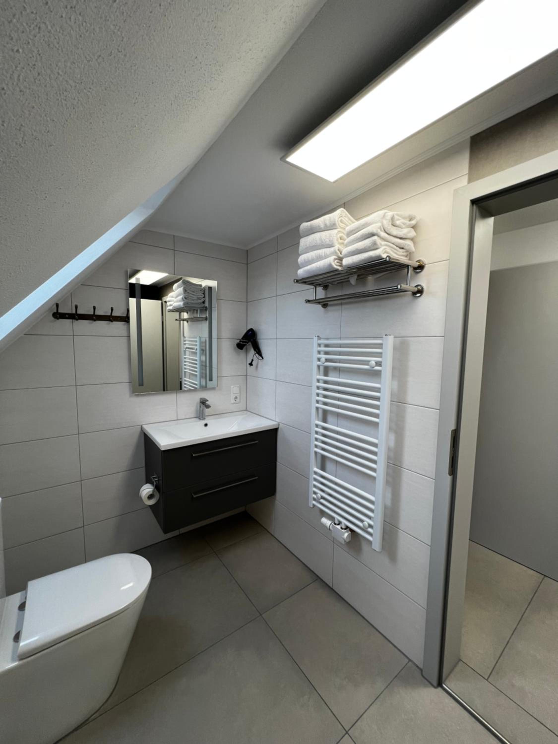 Apartment - Dachgeschoss photo 2
