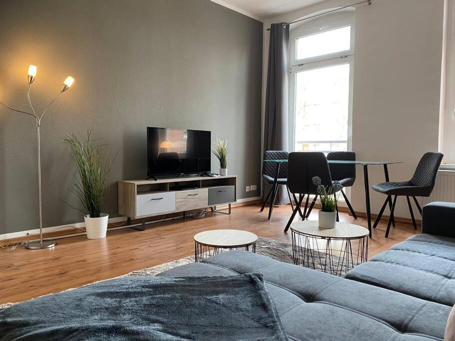 One-Bedroom Apartment photo 3