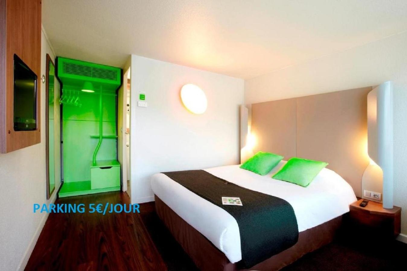 Standard Double Room - Photo 5