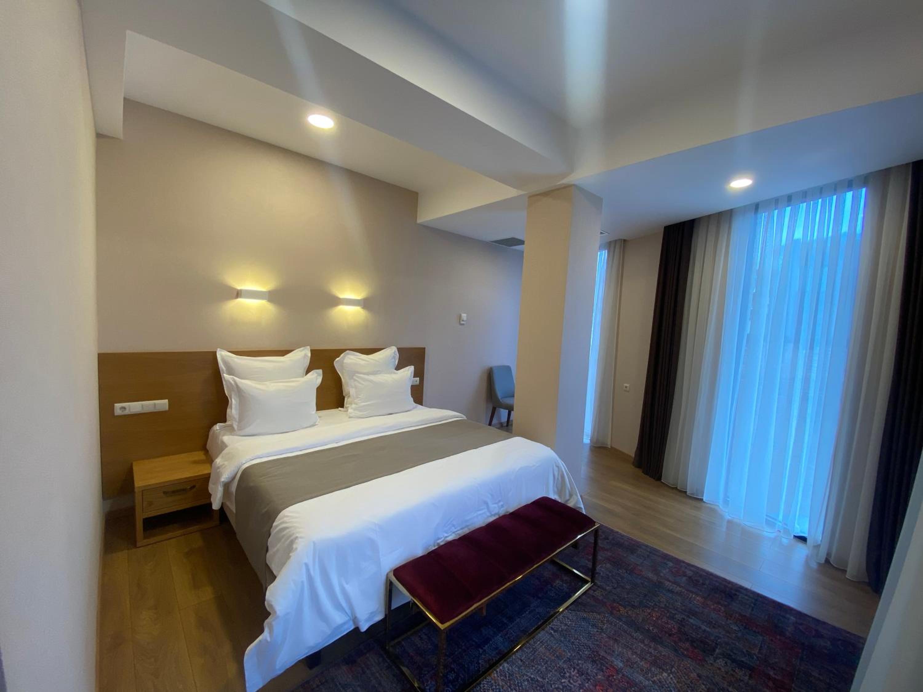 Junior Suite with Balcony photo 2