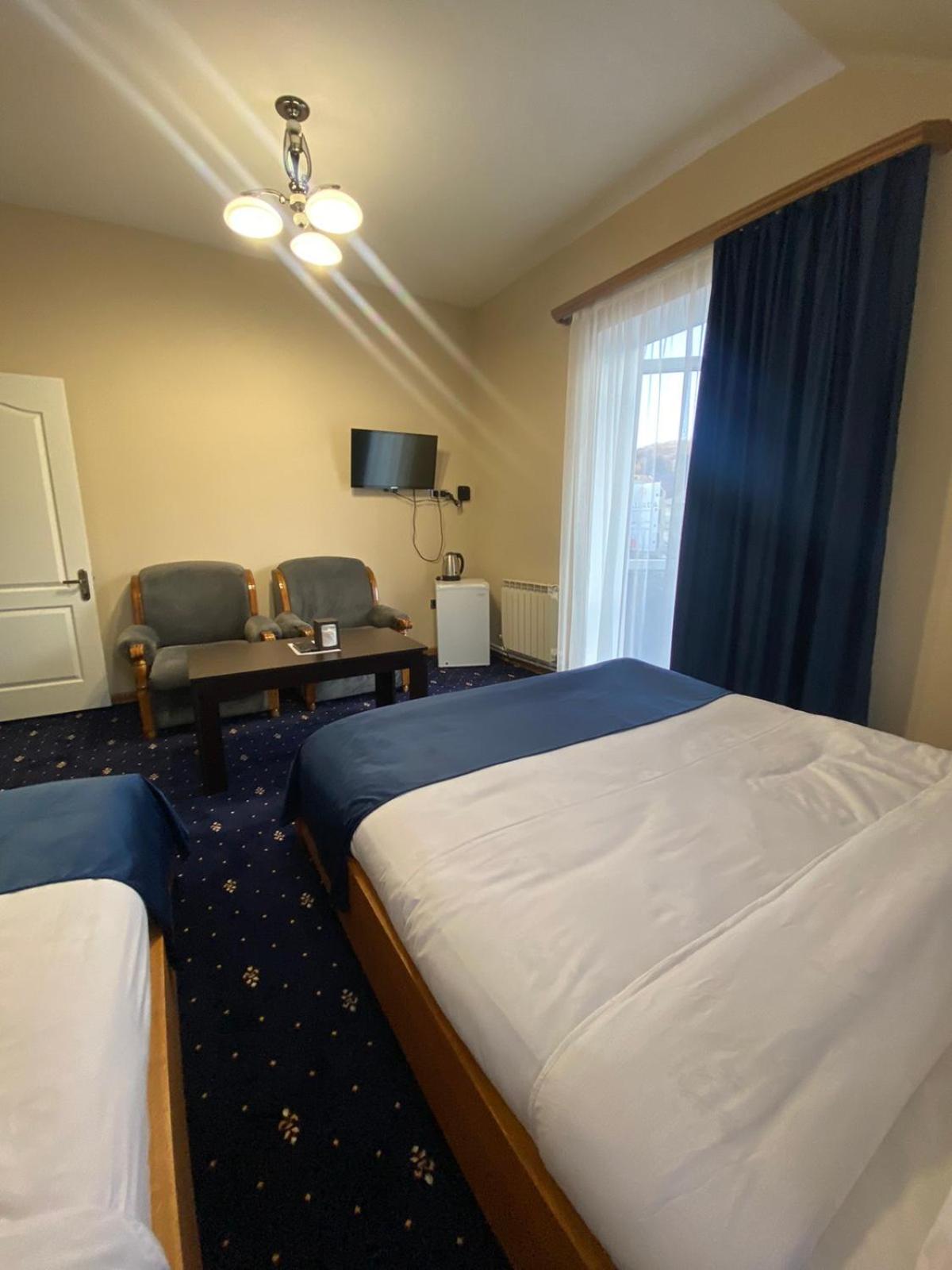 Standard Triple Room photo 3