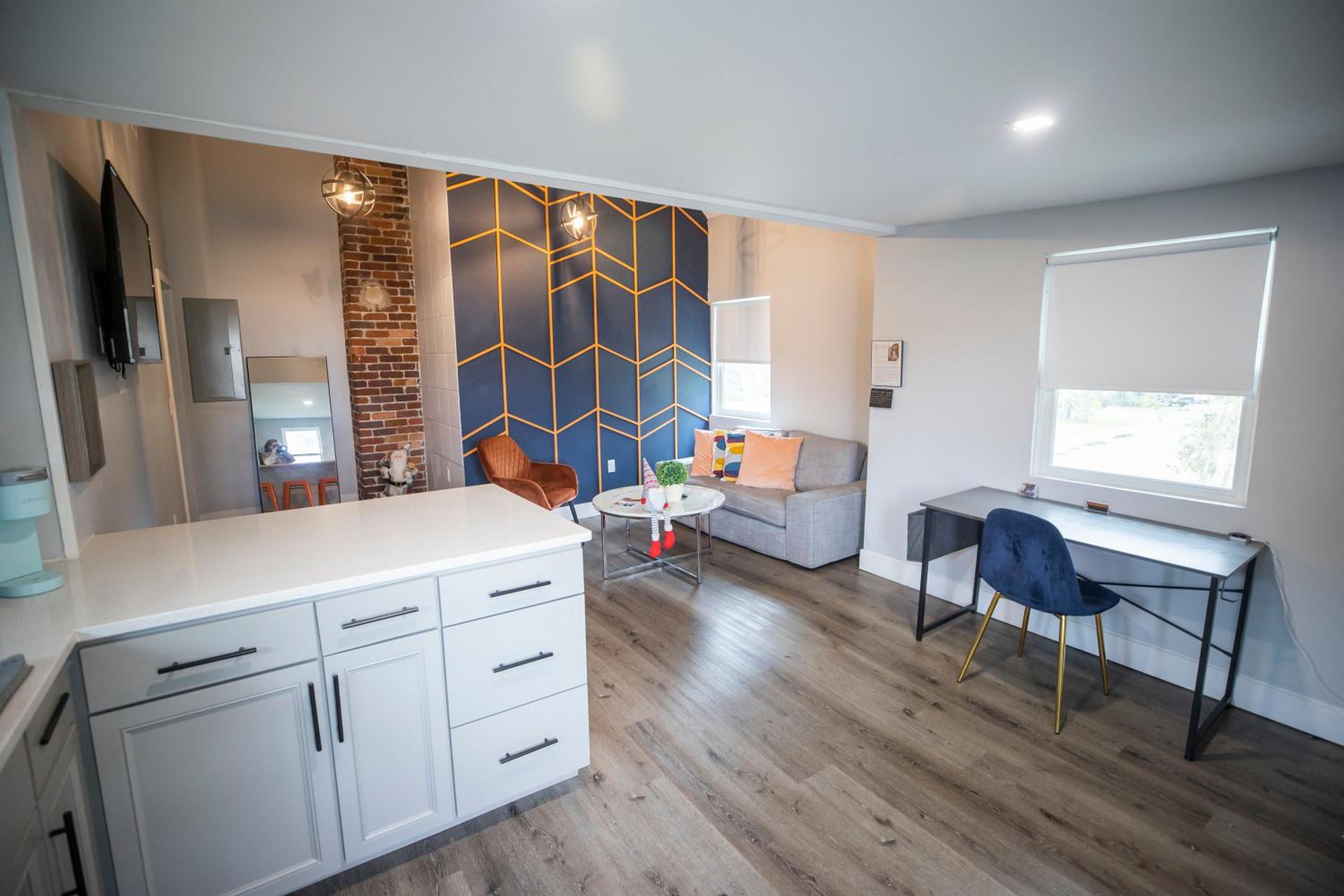 Two-Bedroom Apartment - Photo 1