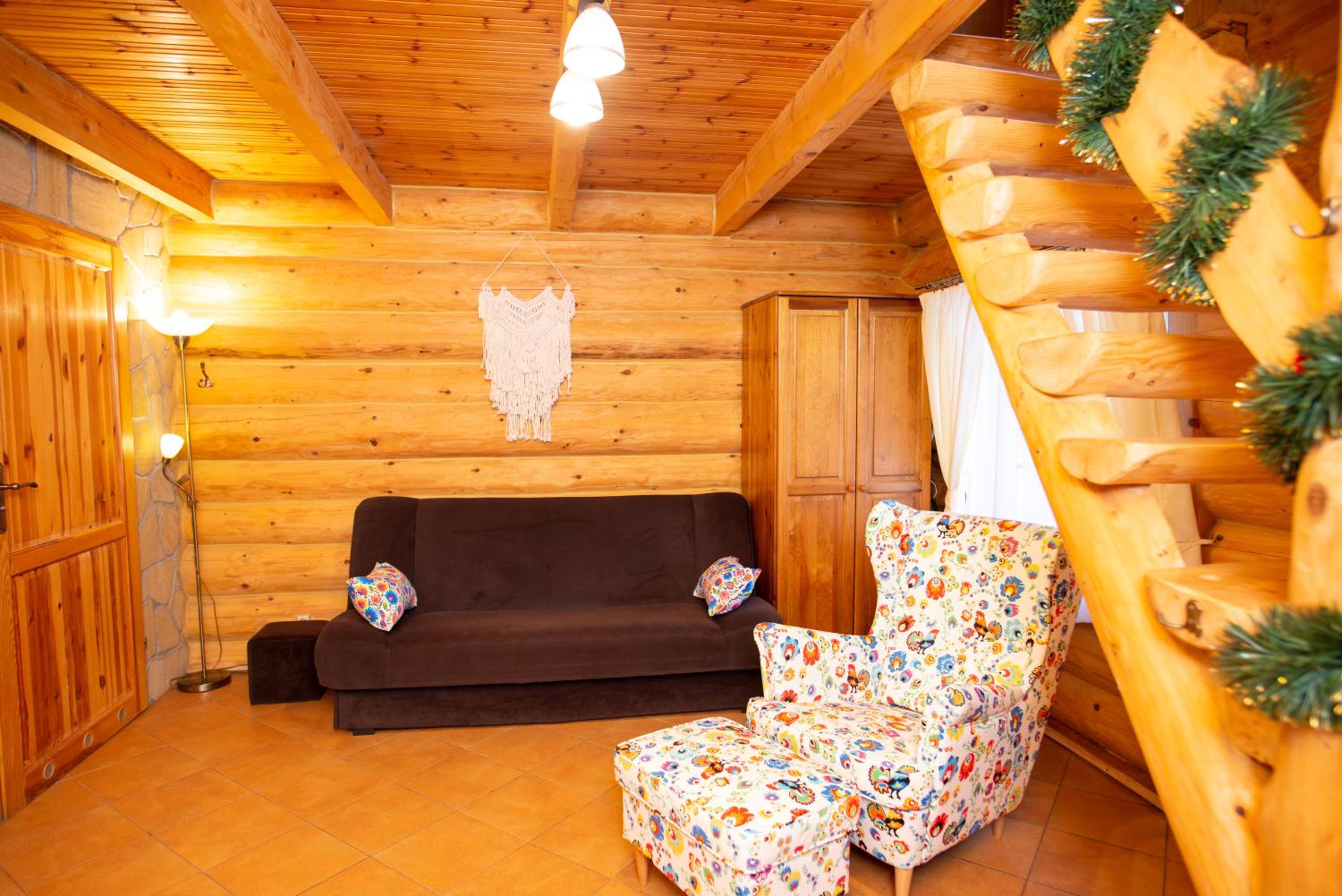 Two-Bedroom House - Photo 19
