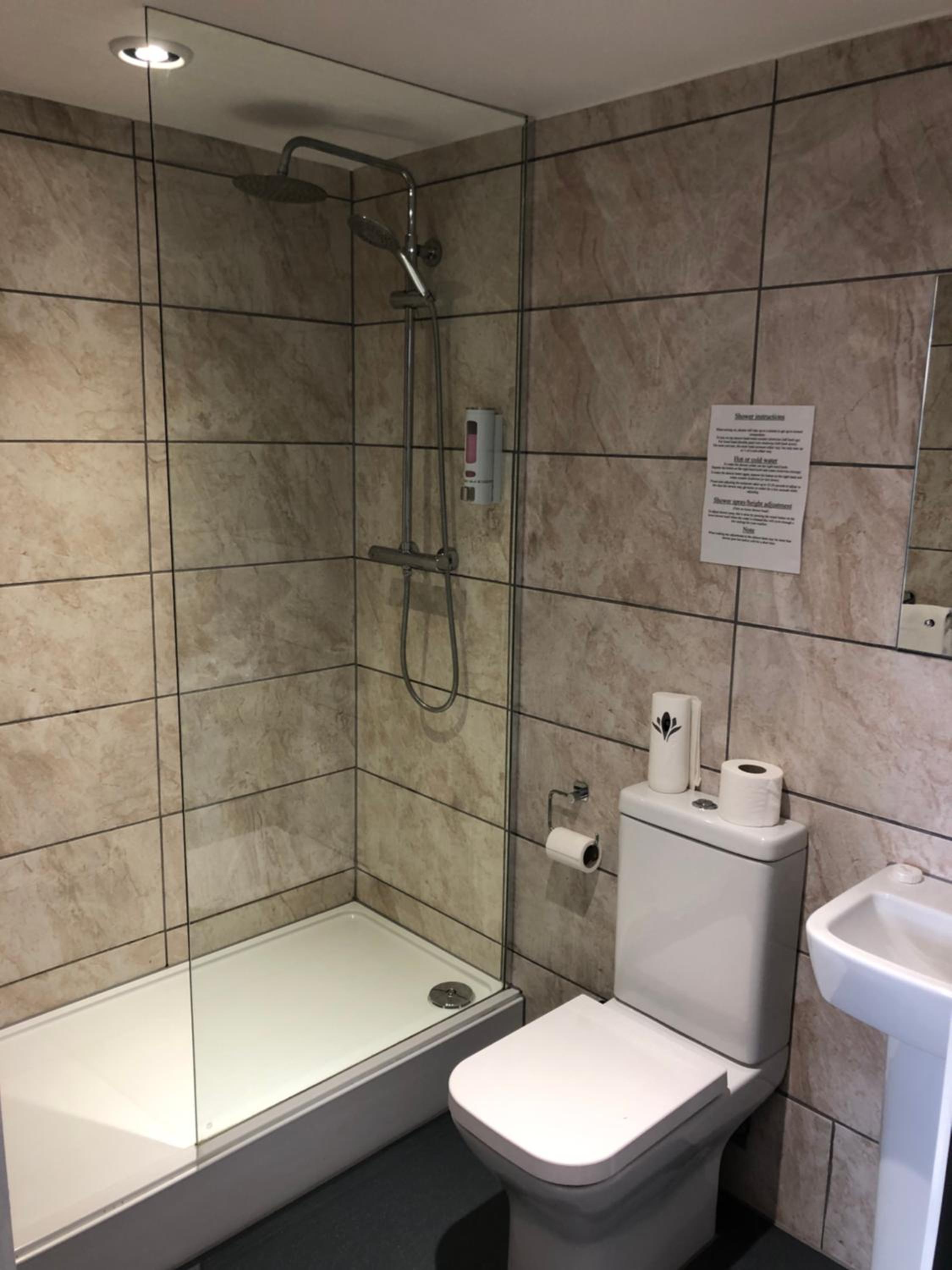 Budget Double or Twin Room - Photo 3
