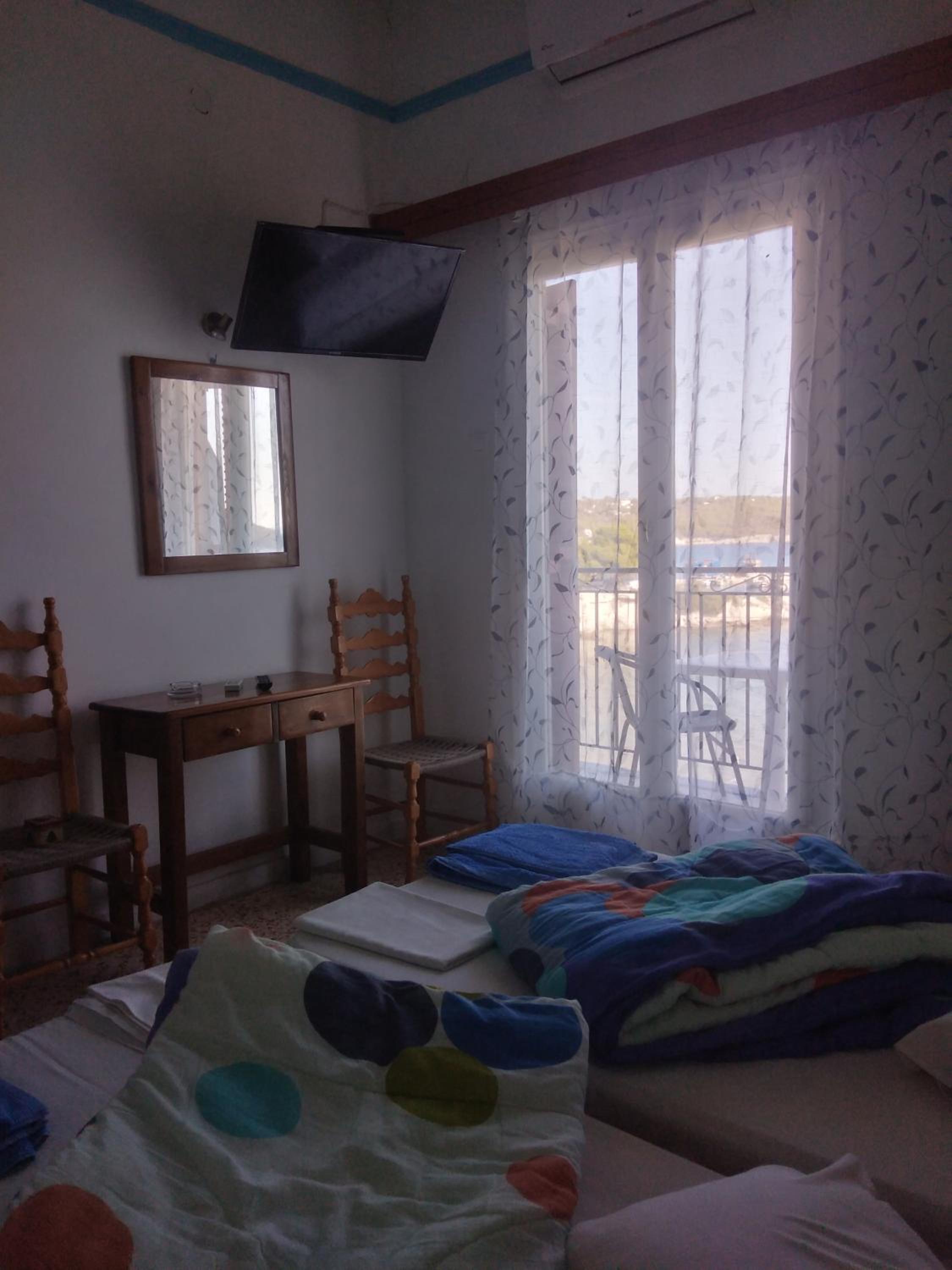Double or Twin Room photo 1