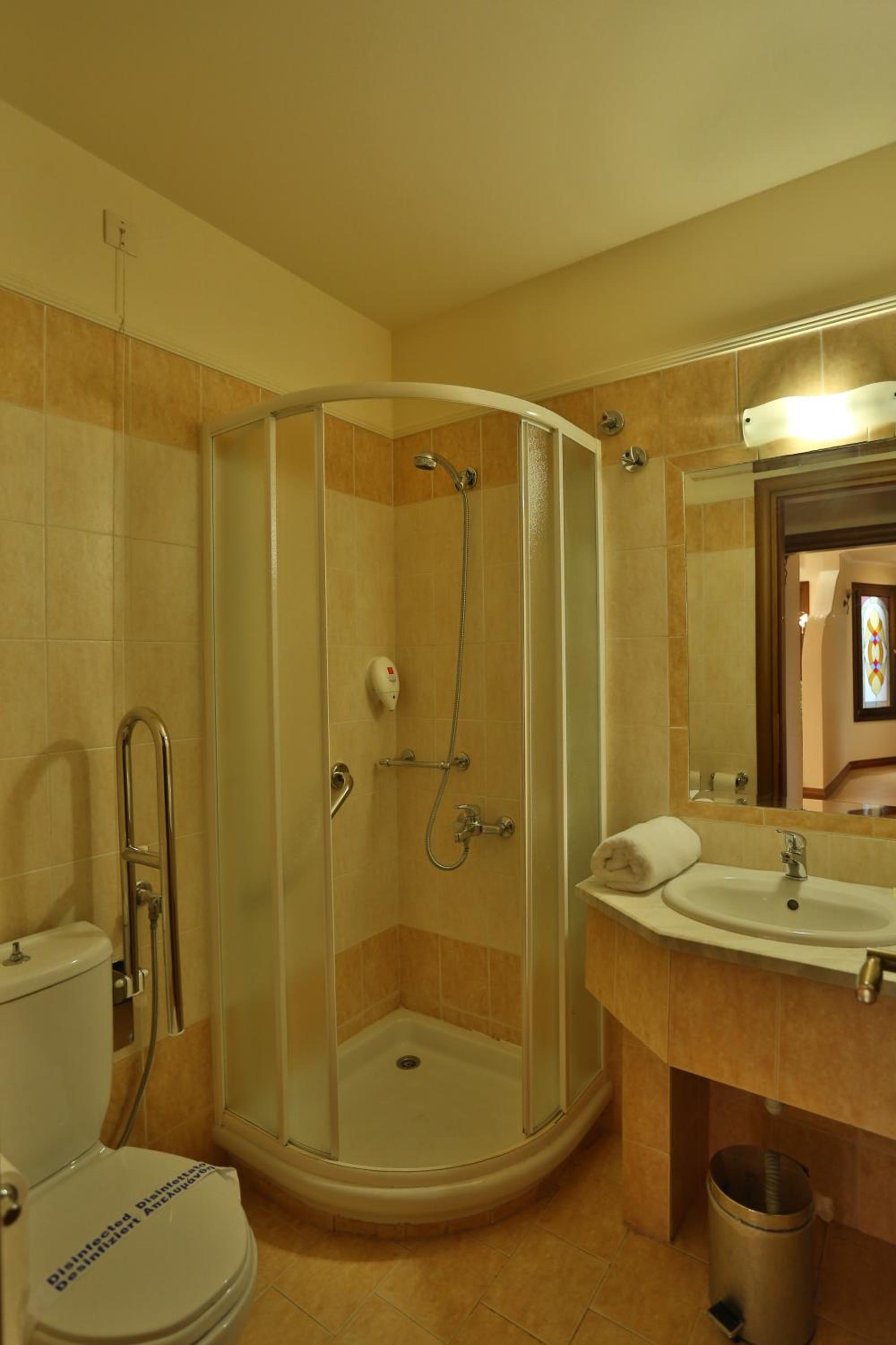Classic Triple Room photo 3