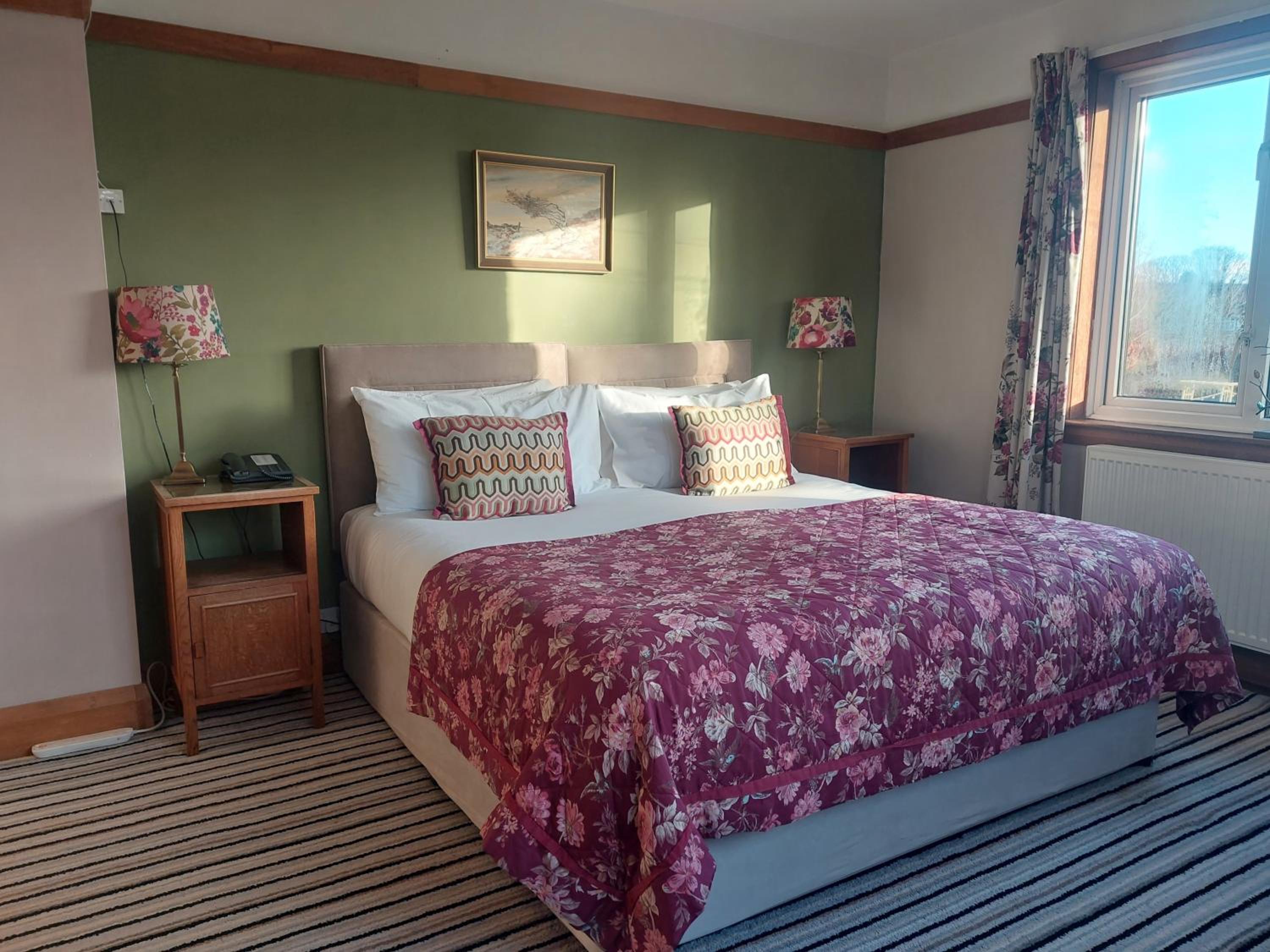 Standard Double Room - Photo 17
