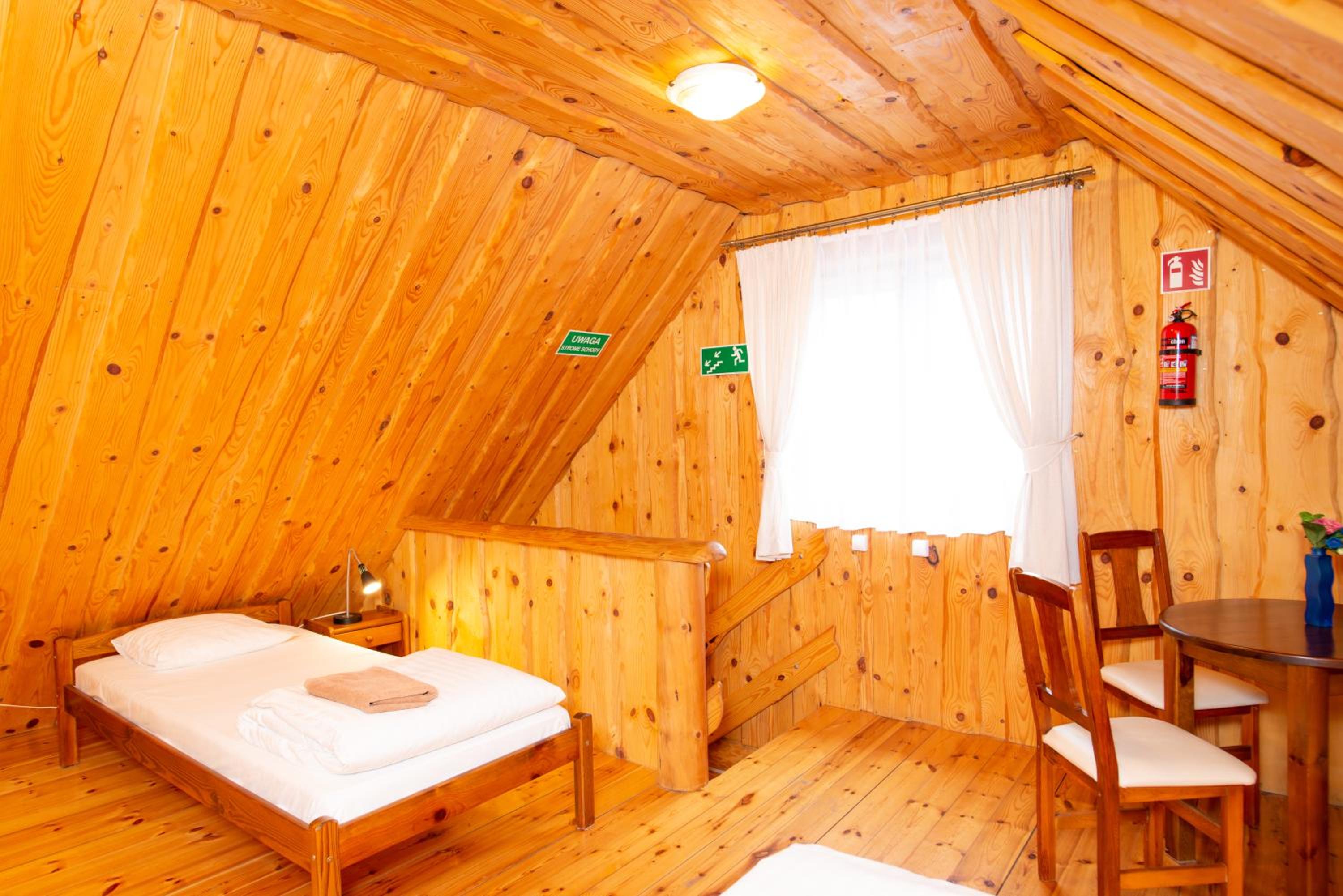One-Bedroom House - Photo 12