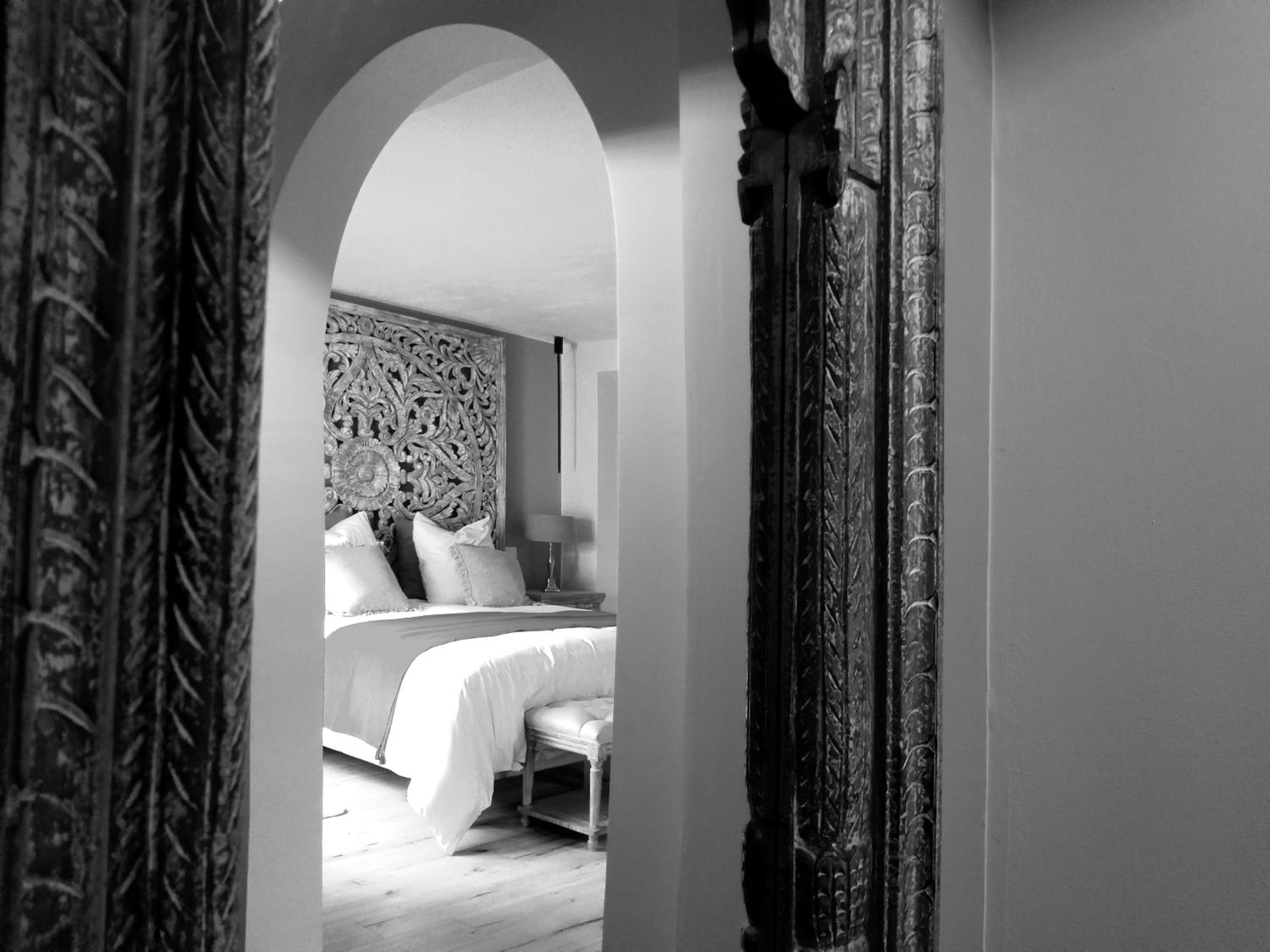 Deluxe Double Room with Bath photo 2