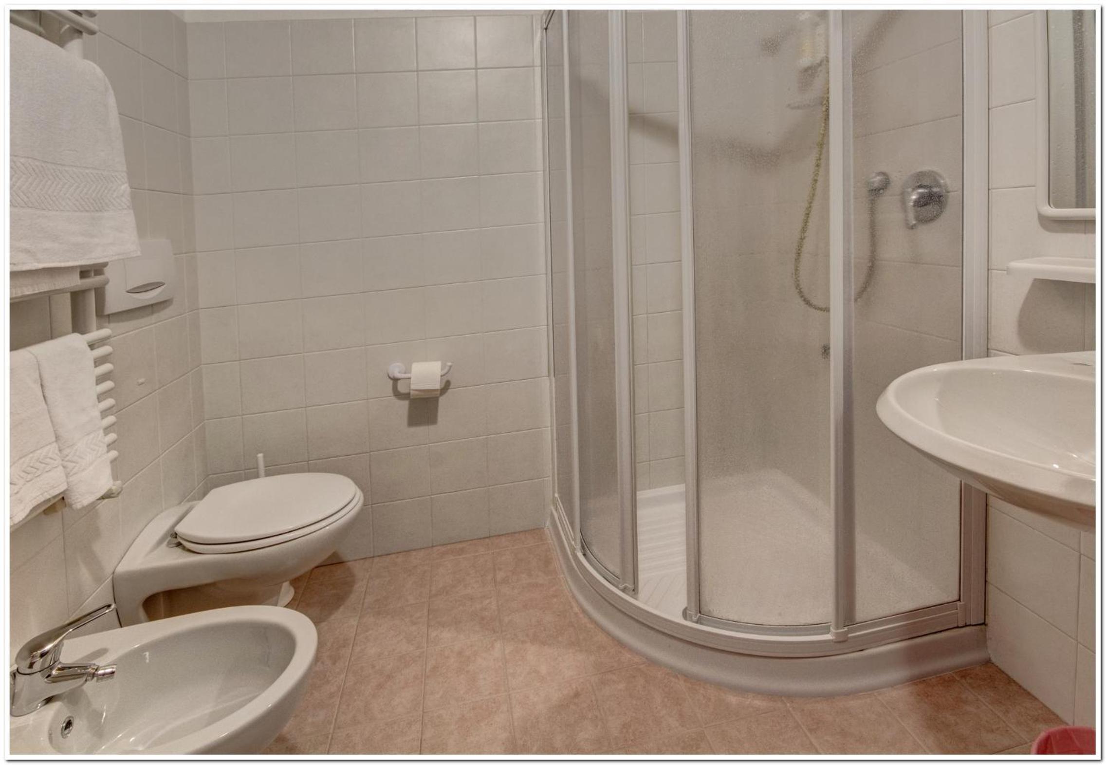 Double or Twin Room photo 2