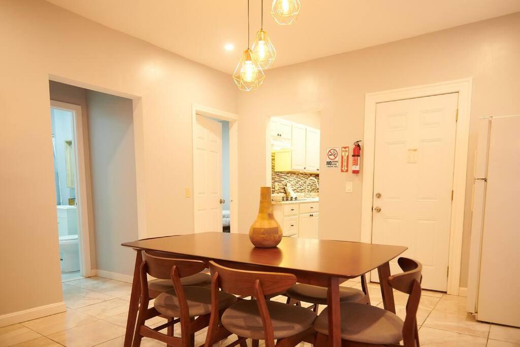 Two-Bedroom Apartment photo 2
