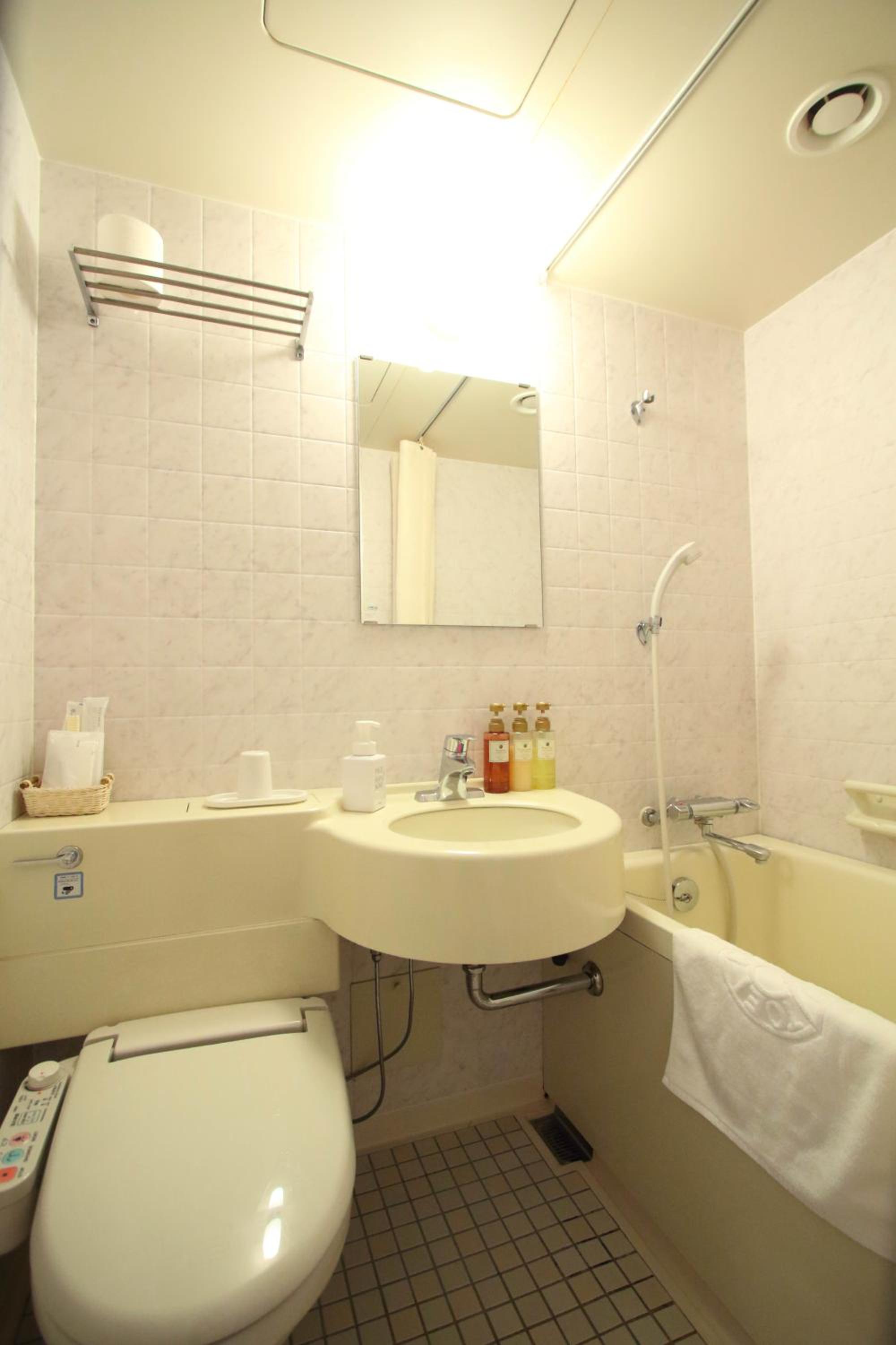Semi Double Room - Non-Smoking  photo 2