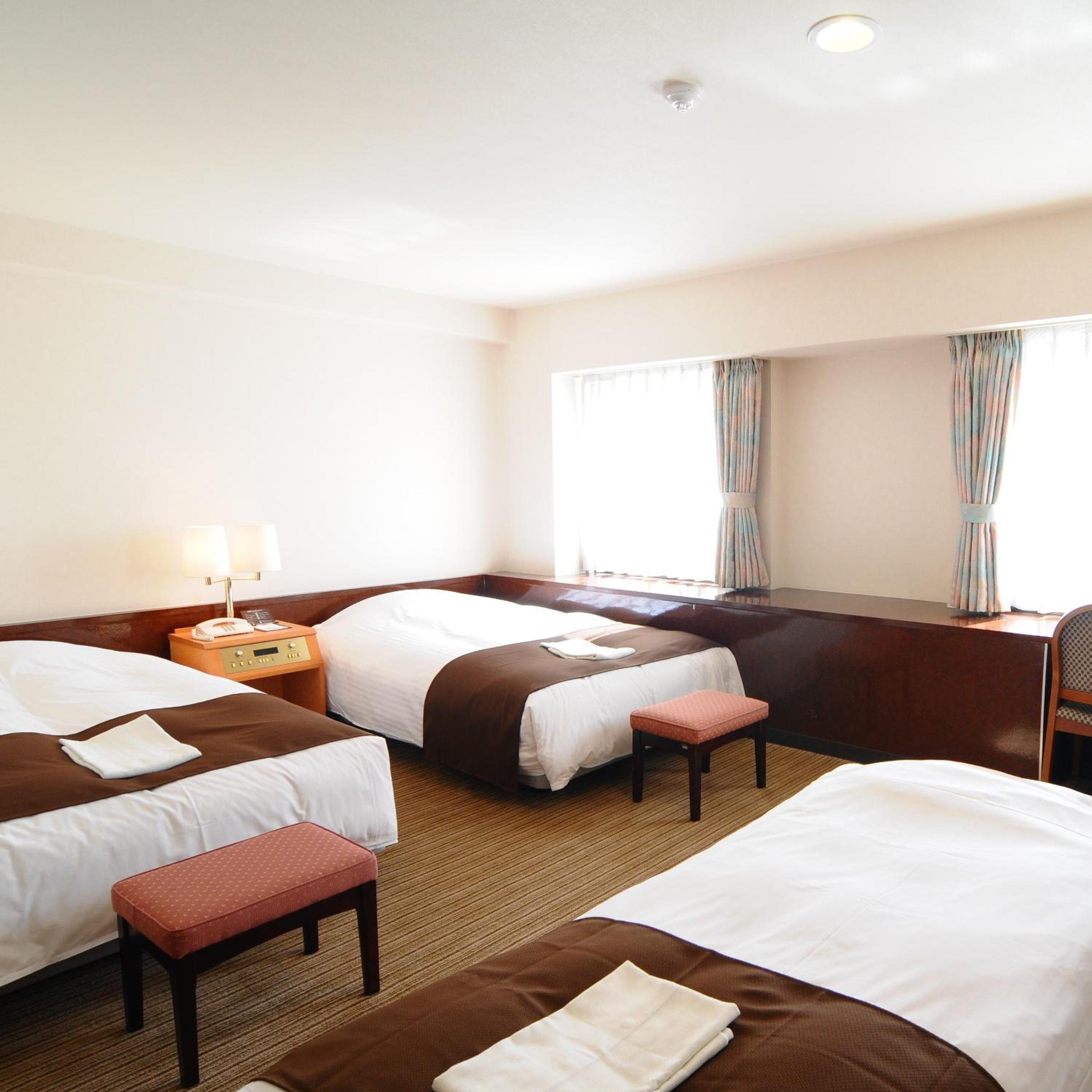 Triple Room - Smoking photo 1